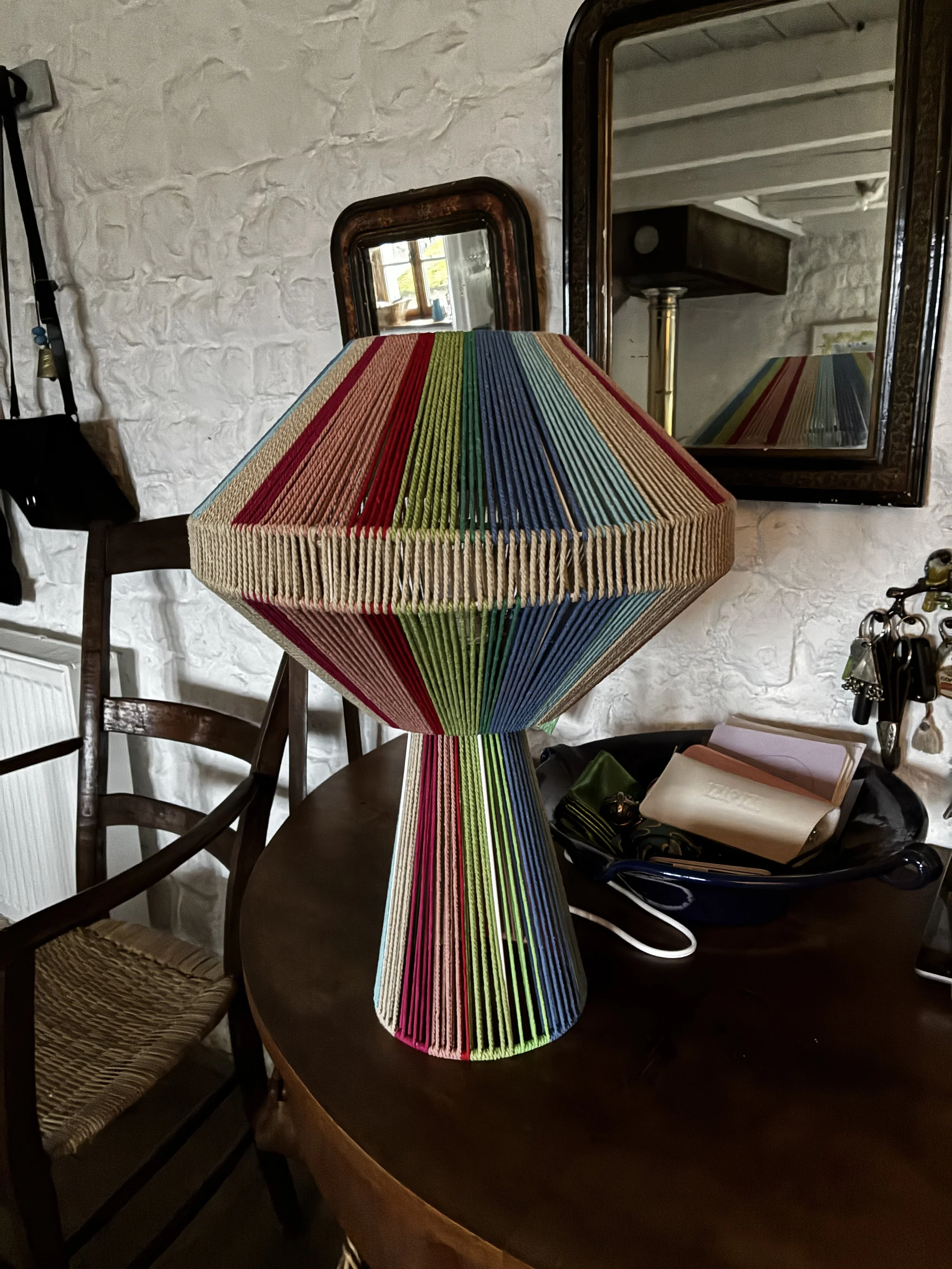 Stehlampe bunt