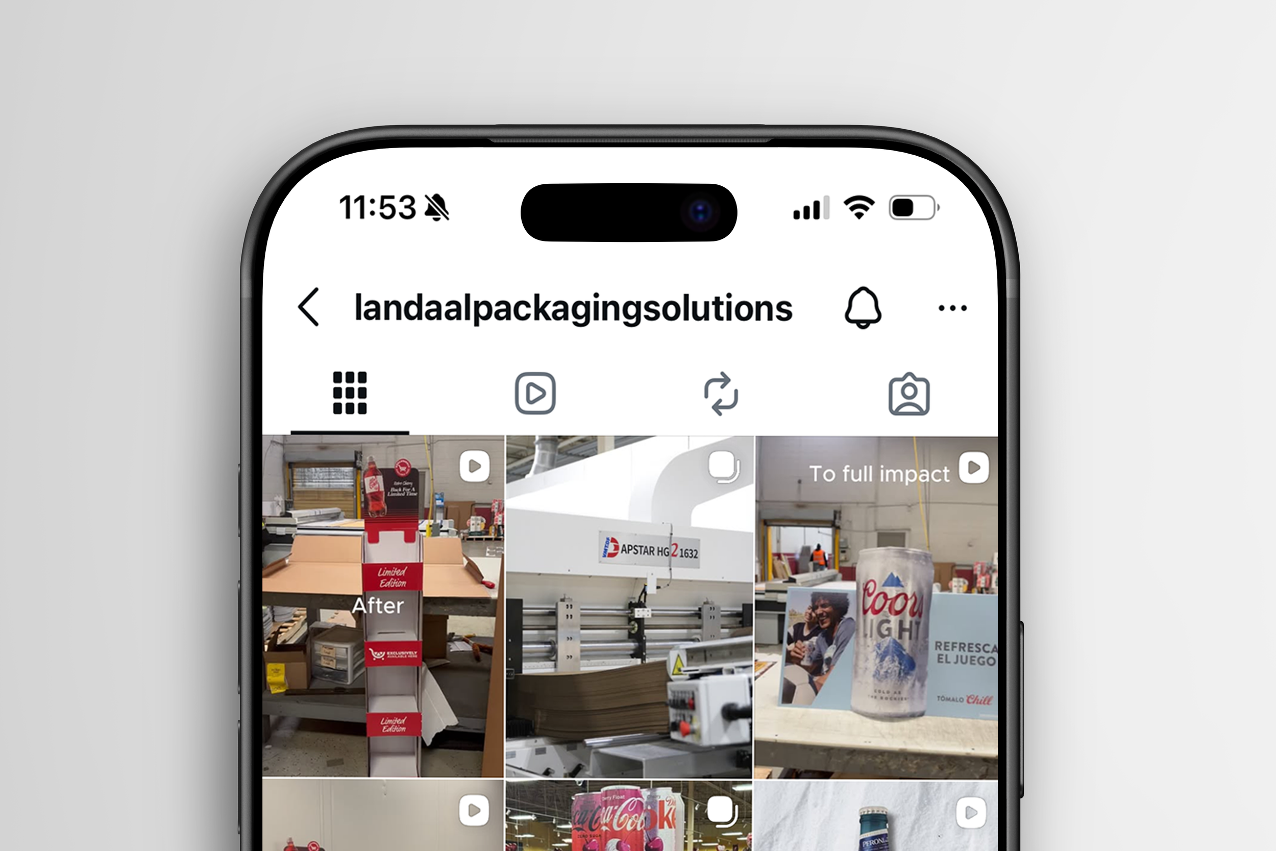 landaal social-closeup mockup.png