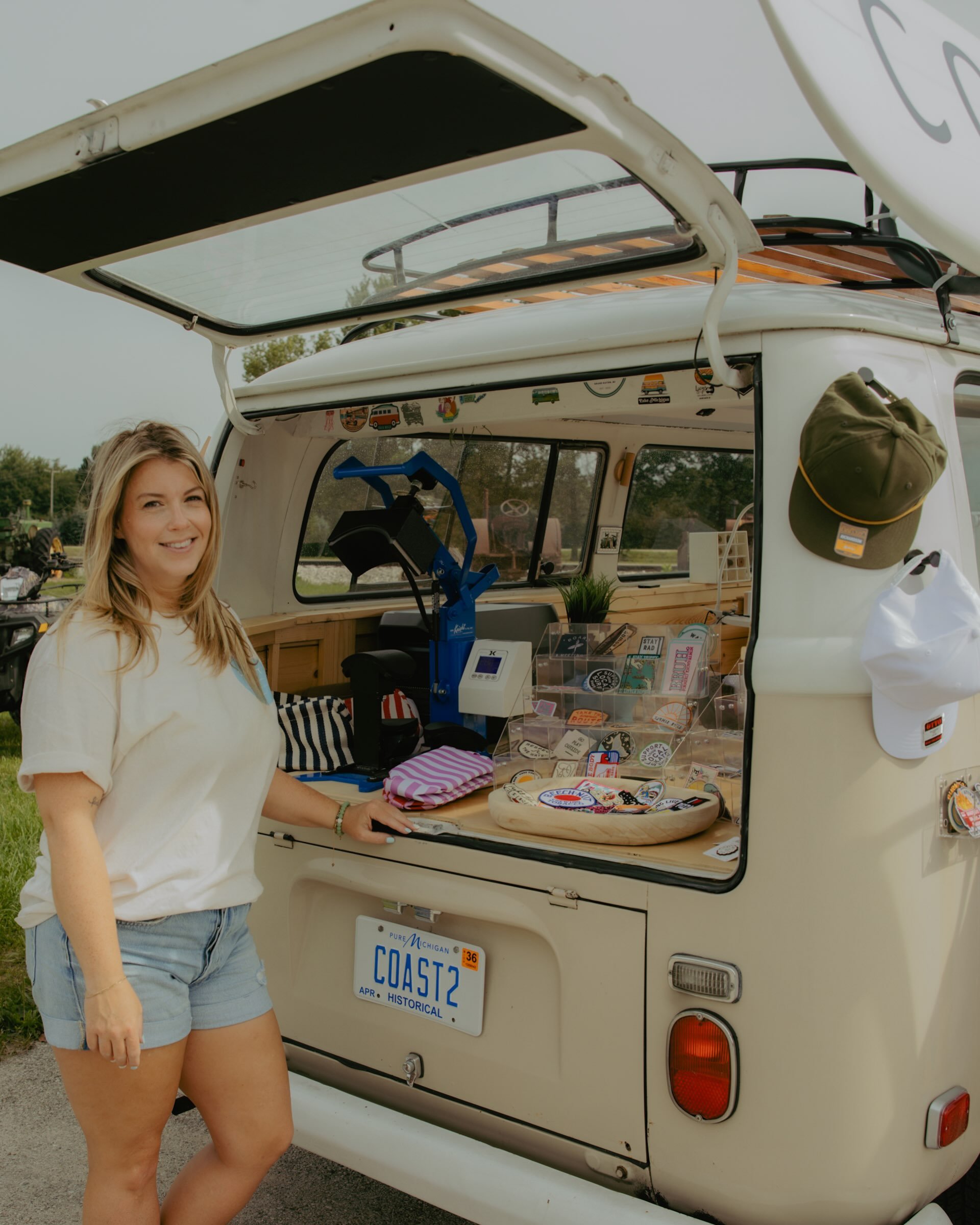 🌊The first season with the COAST. bus is officially over. She&rsquo;s heading into storage for the winter. 

It was a short but fun summer! We&rsquo;re looking forward to seeing what next season has in store for the bus and working on more for Coast