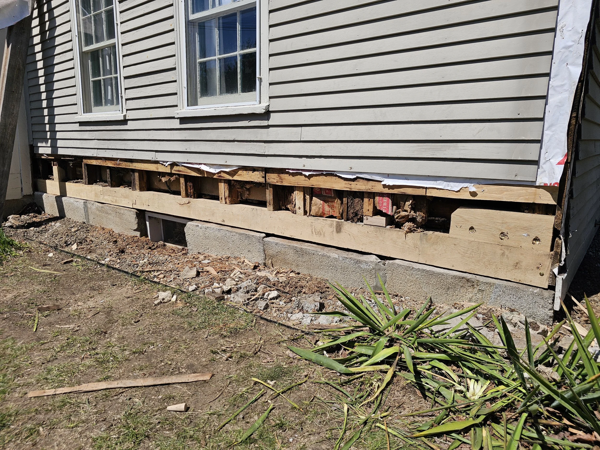 Sill replacement of eave wall