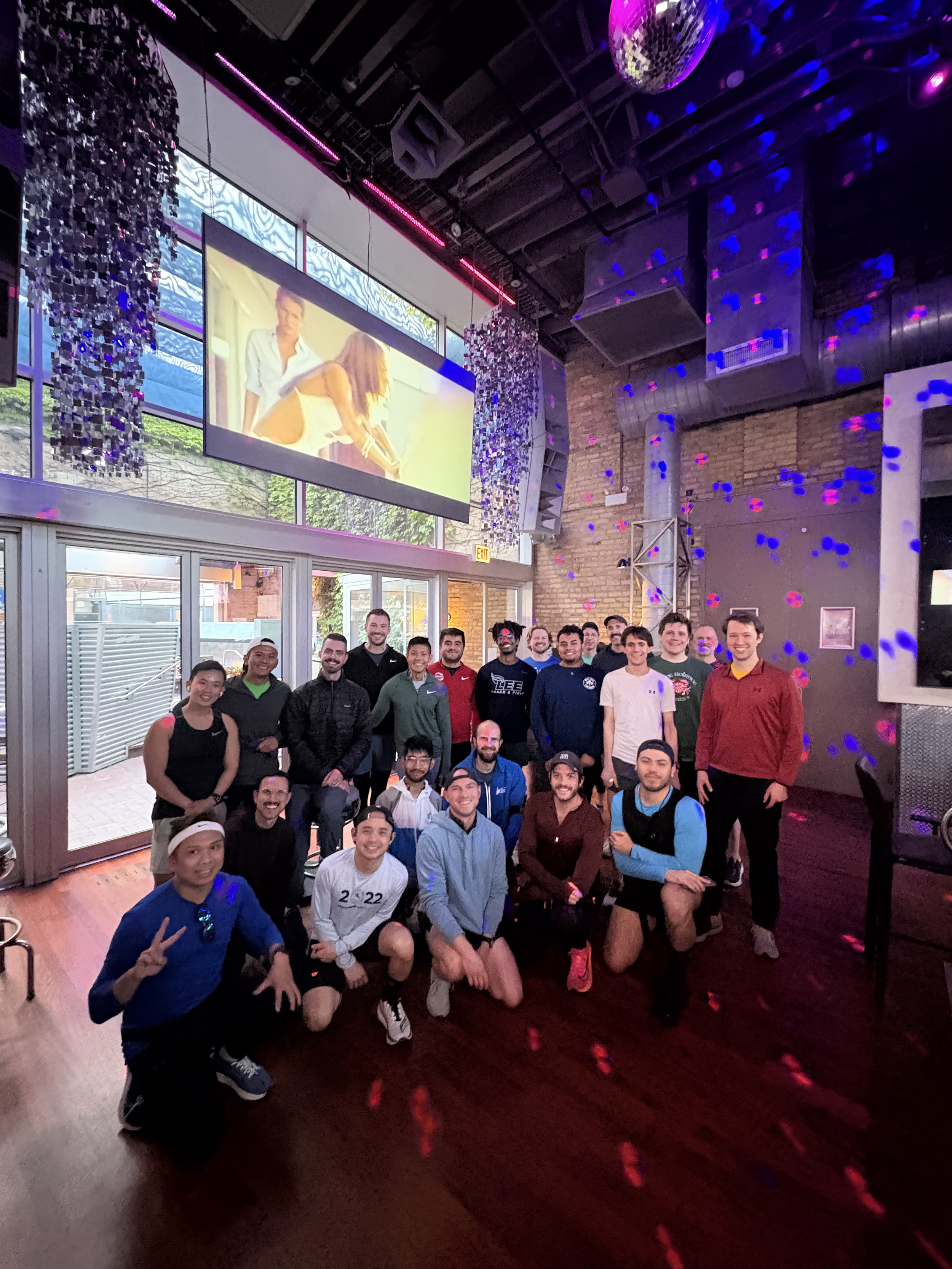 Gay Bar Fun Run, queer run club in Chicago