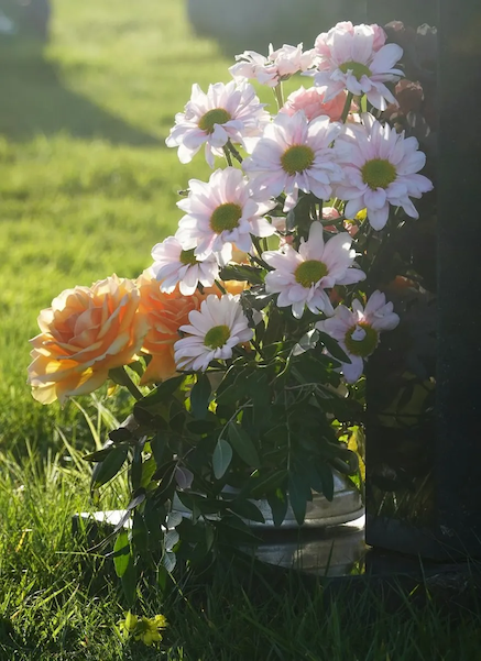 flowers-and-sun-grave