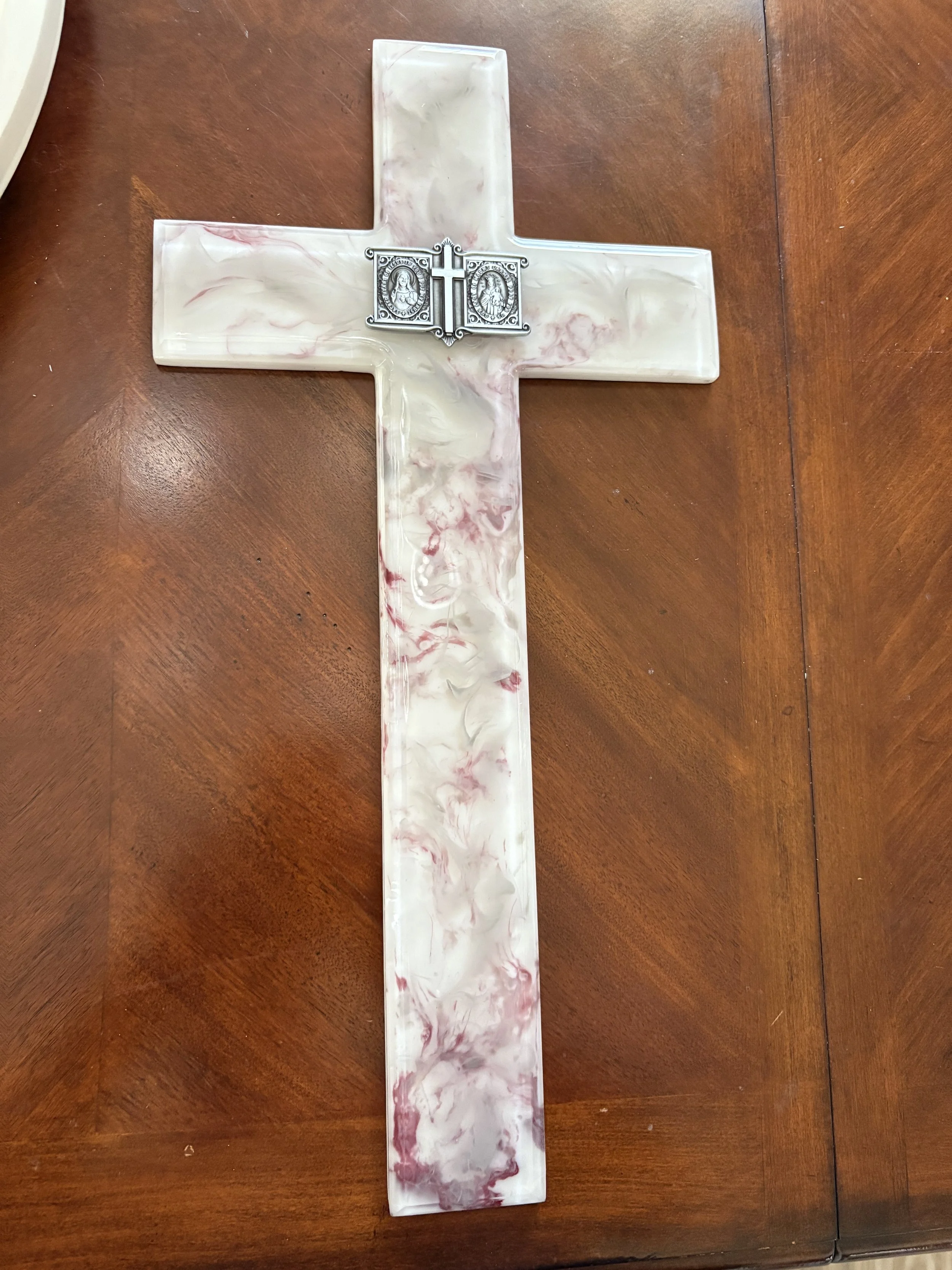Large epoxy cross