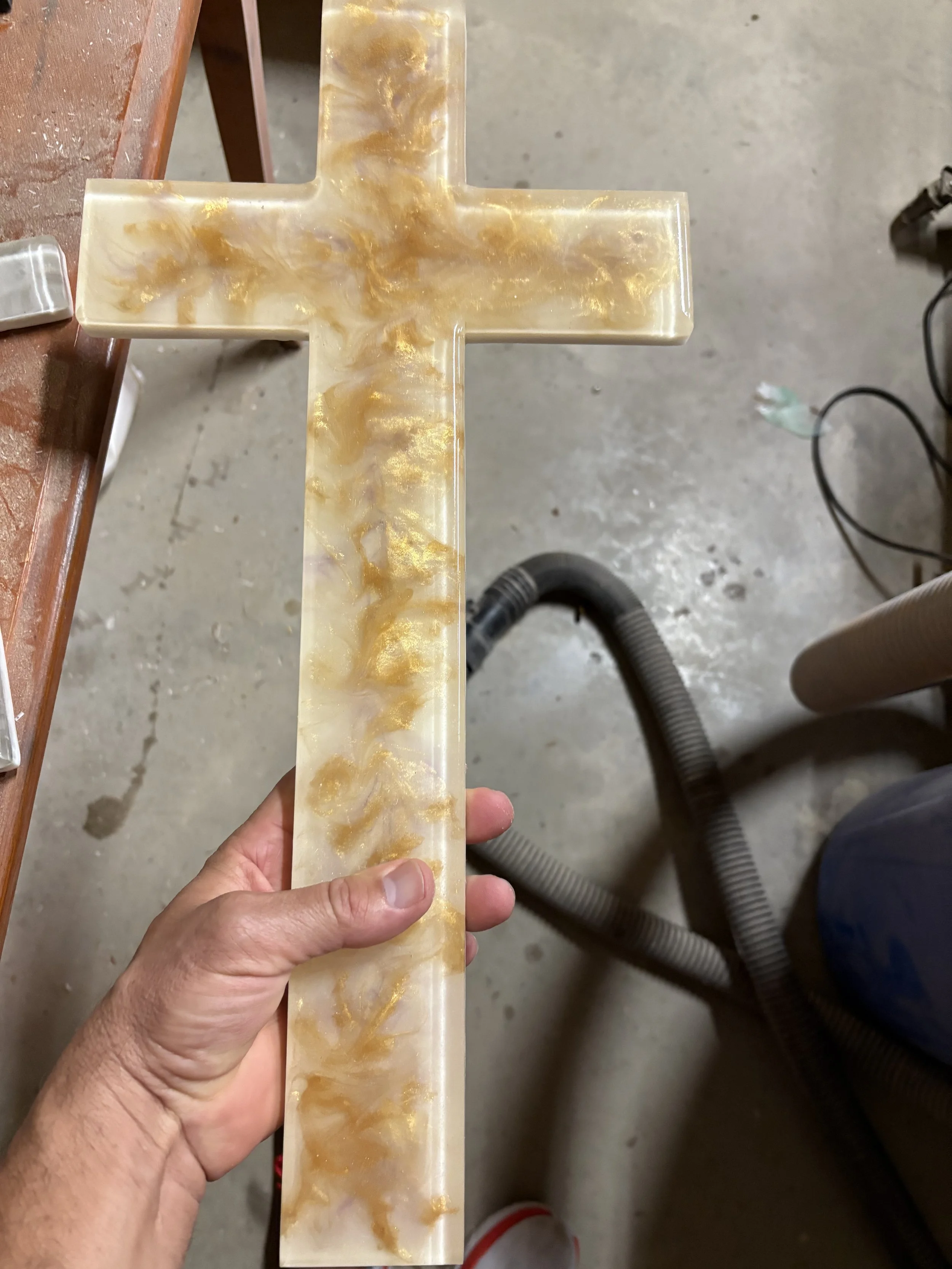 Large epoxy cross
