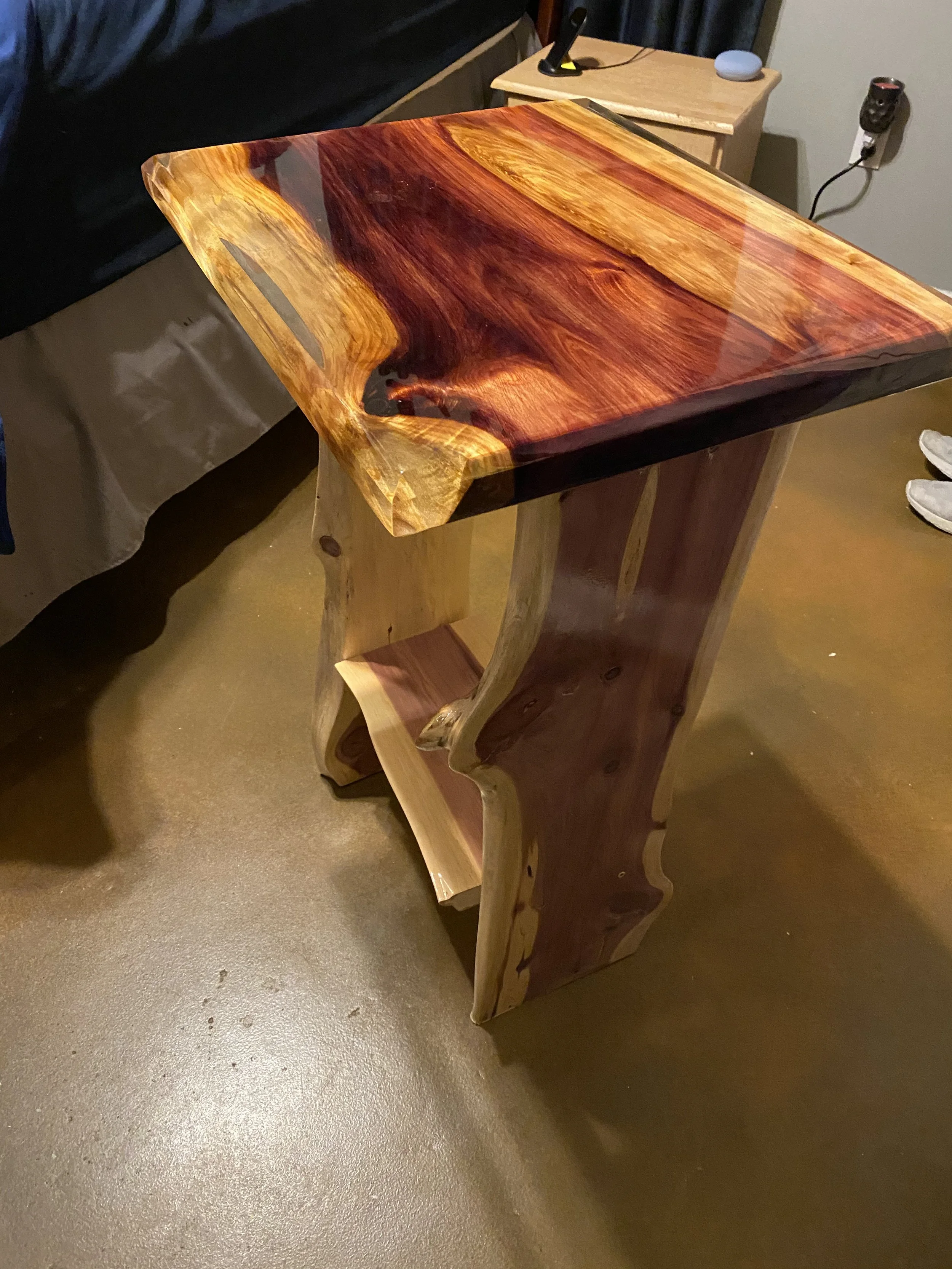 Red cedar end table with clear epoxy