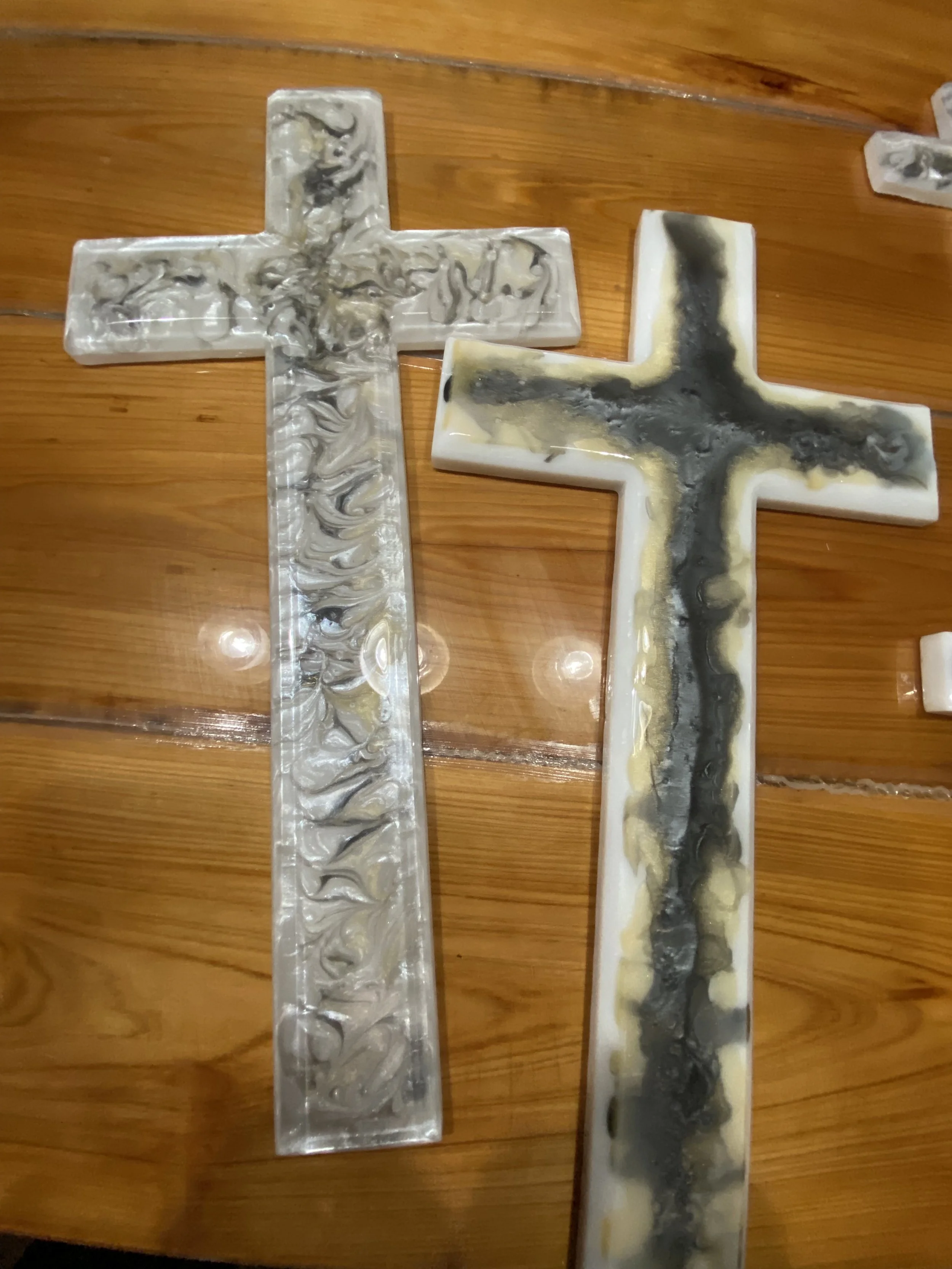 Large epoxy crosses
