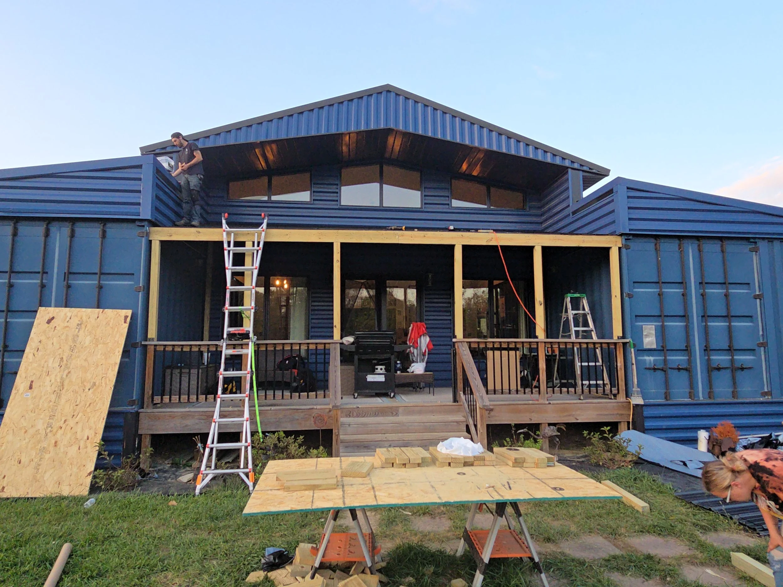 Oranssi project: roof expansion