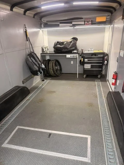cargo 4.jpg