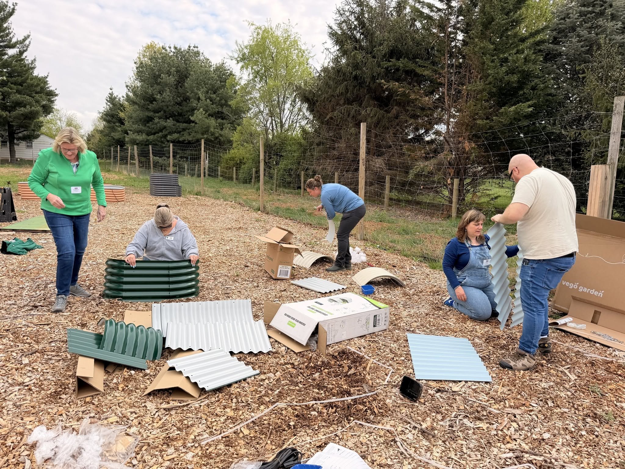 Giving Back 7 - Volunteering.jpg