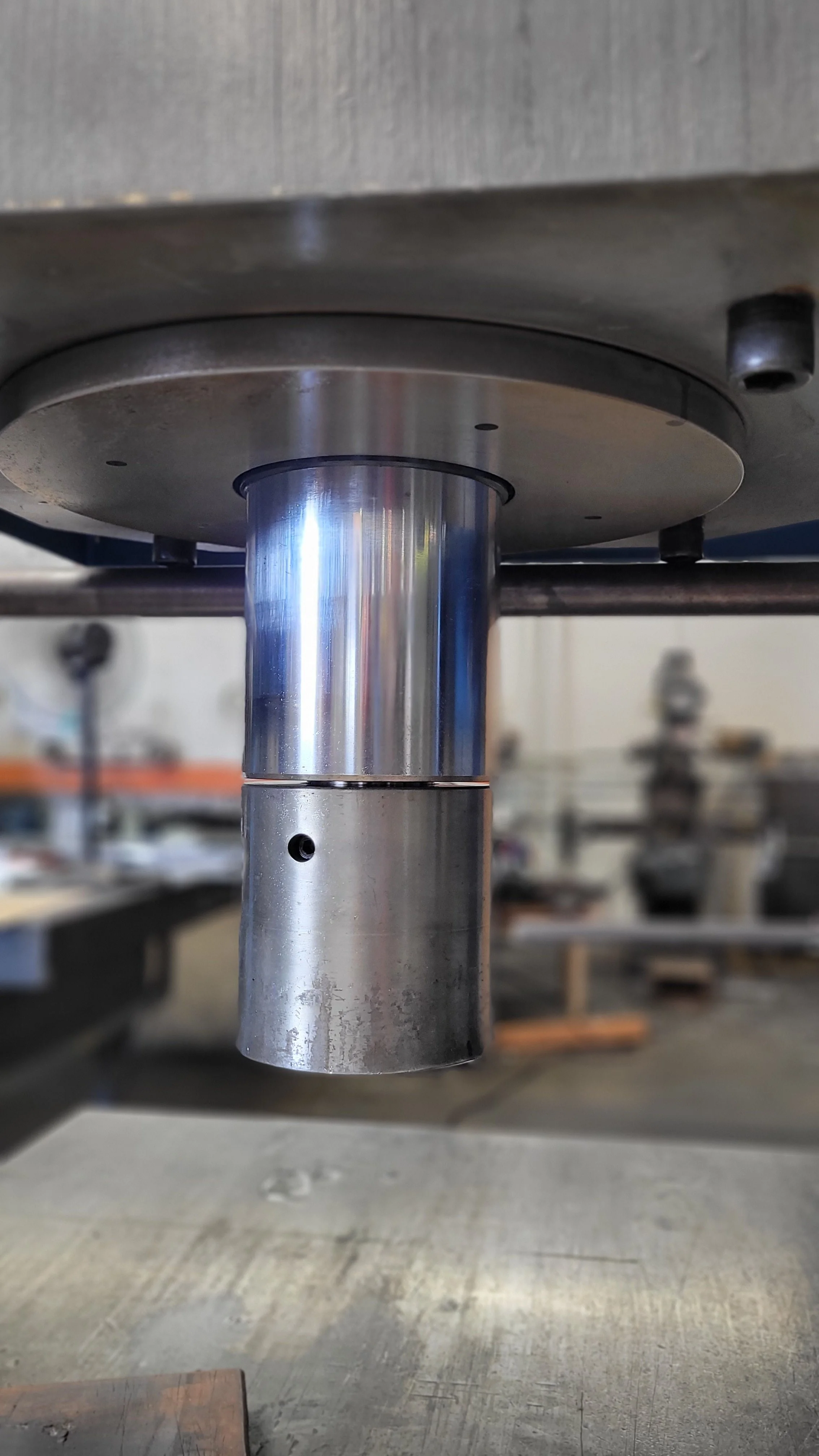 Aero Form-Tech Inc. utilizes a variety of equipment for structural metal forming for aerospace and commercial industries, including brake forming.