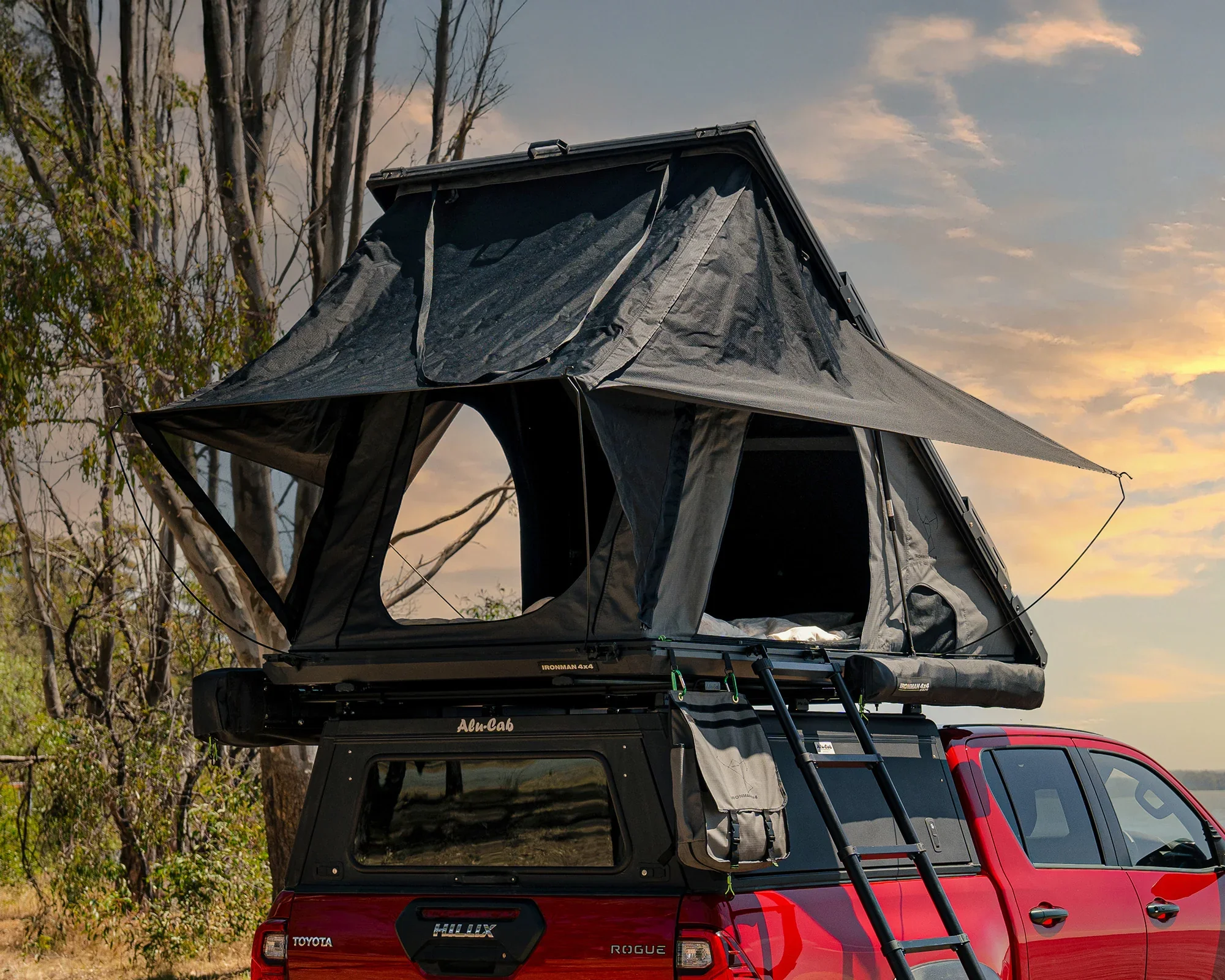 IRTT0056-orion-1400-rooftop-tent-1-2000x1600.webp