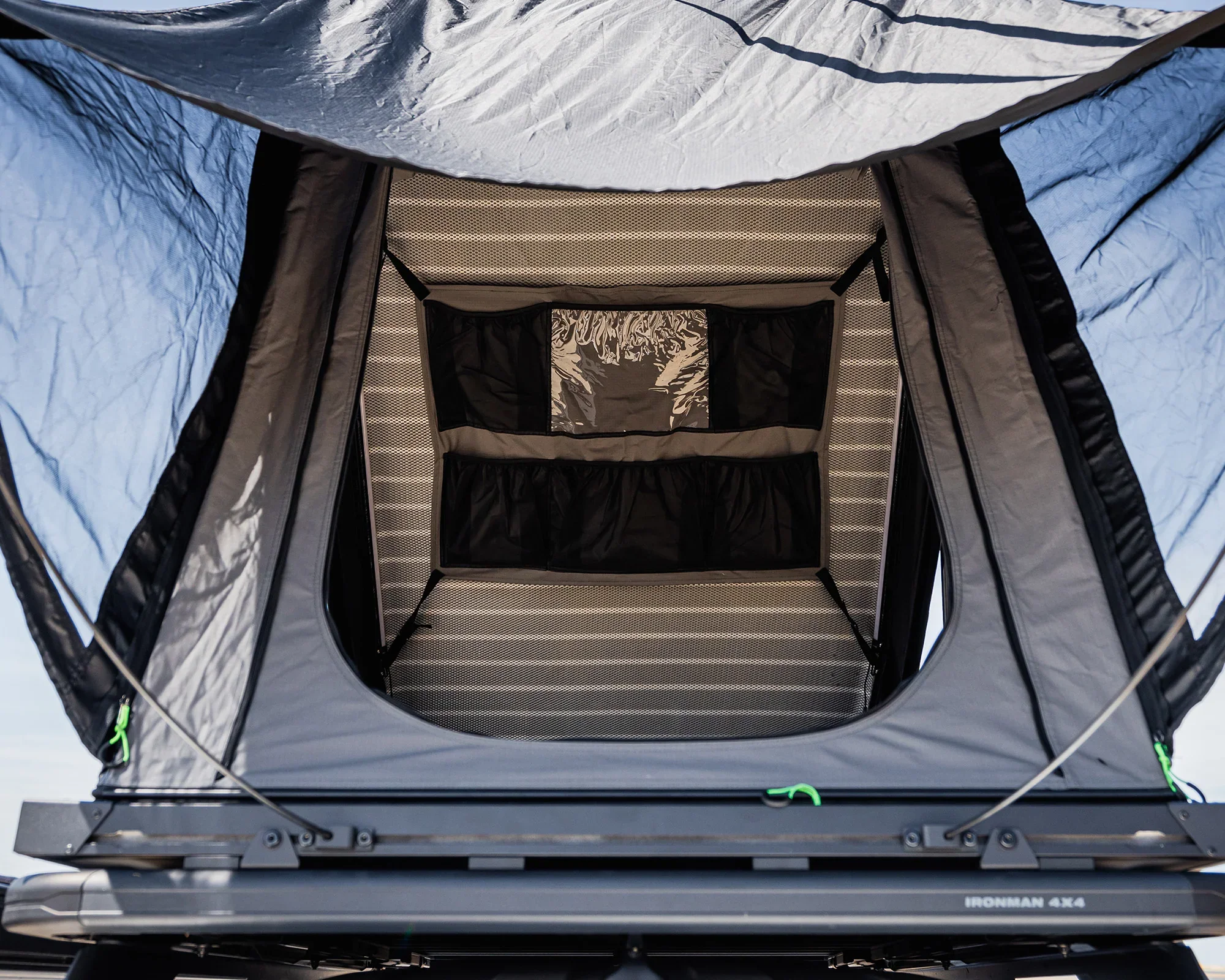 IRTT0045-orion-1200-lightweight-rooftop-tent-4-2000x1600.webp