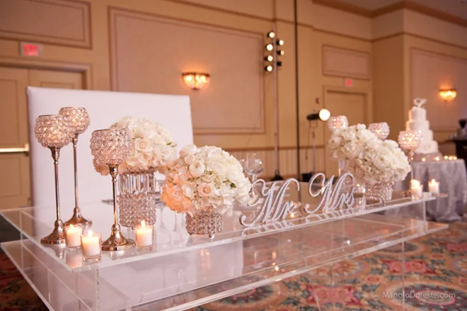 sweetheart-table-wedding-10.jpg