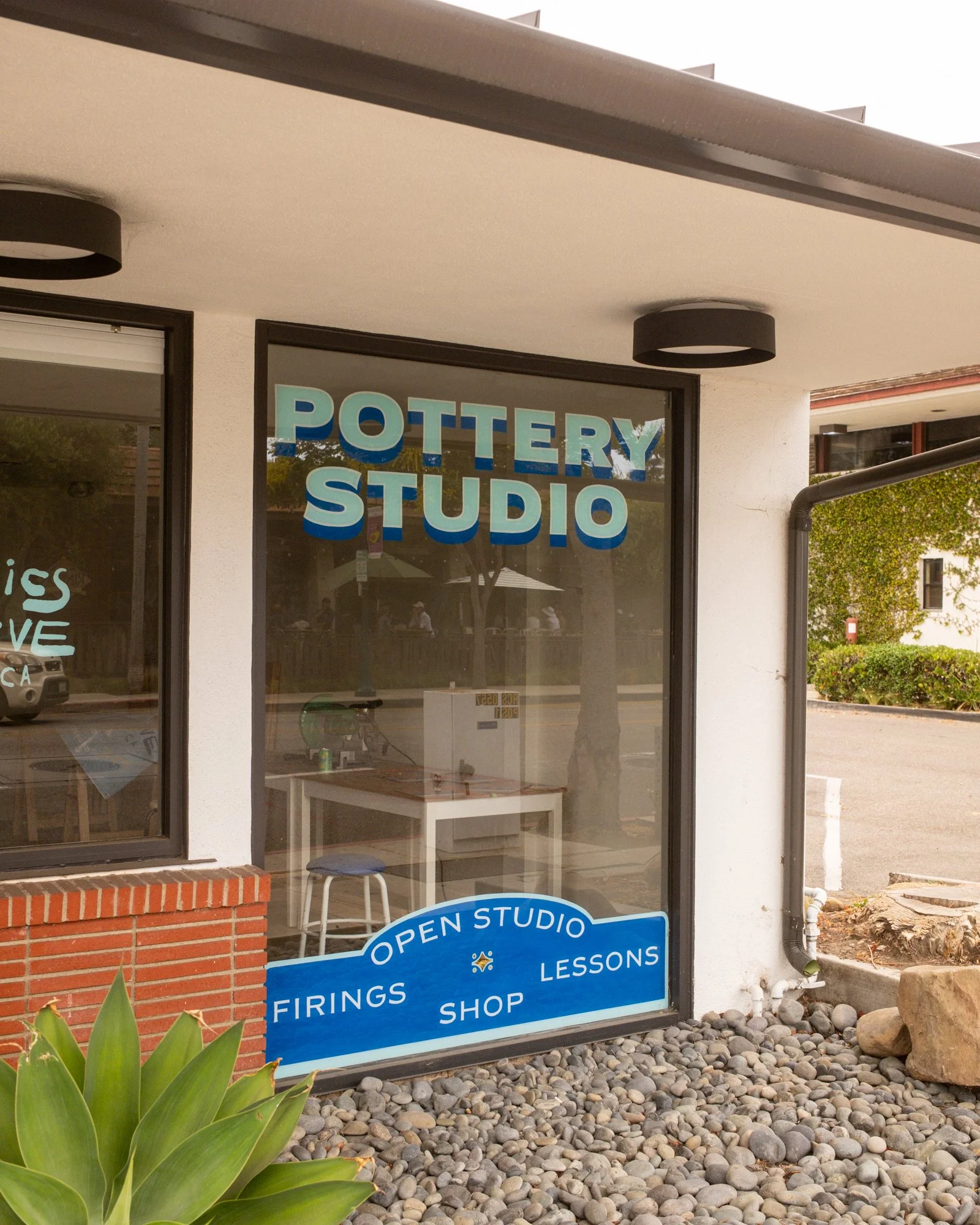 TOSHYSIGNPAINTER-1.jpg