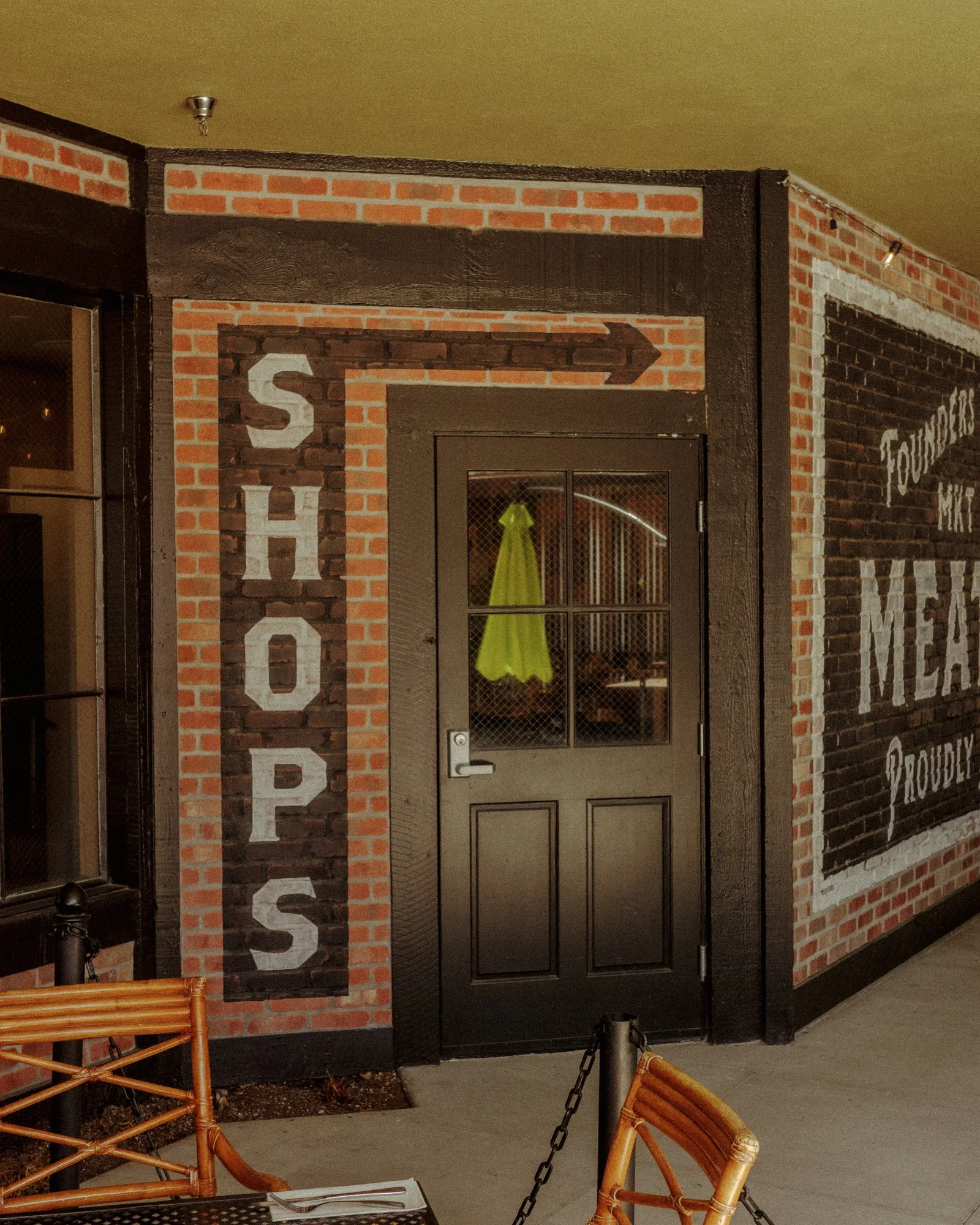 MONTECITO_SIGNS_SIGN_PAINTING-1.jpg