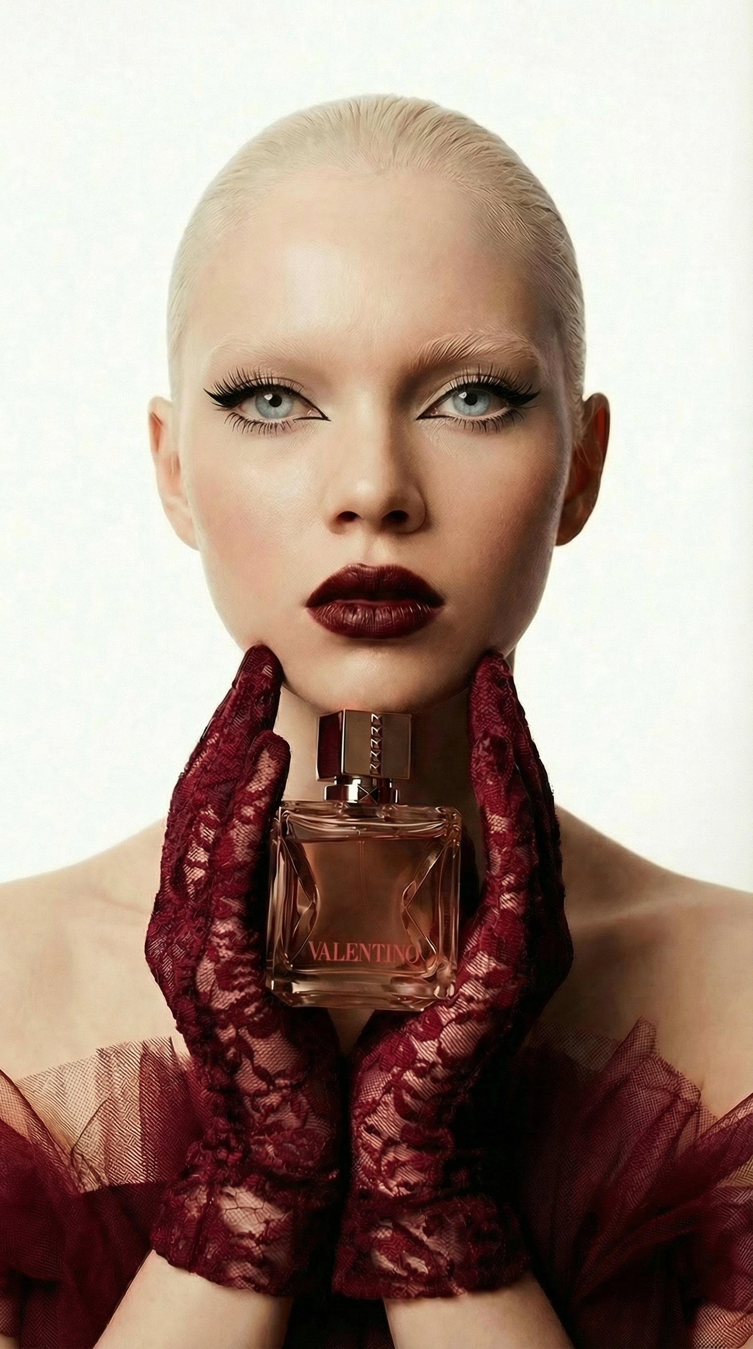 Jane French_121525_Valentino_Perfume_nb.png