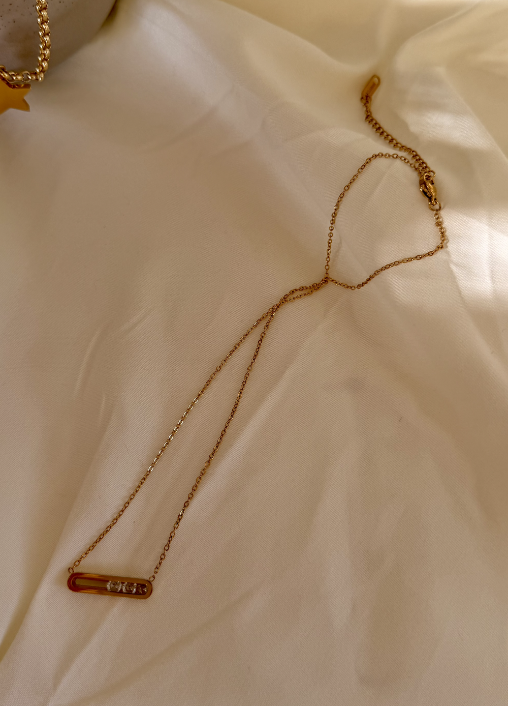 Yveline Bar Pendant Necklace