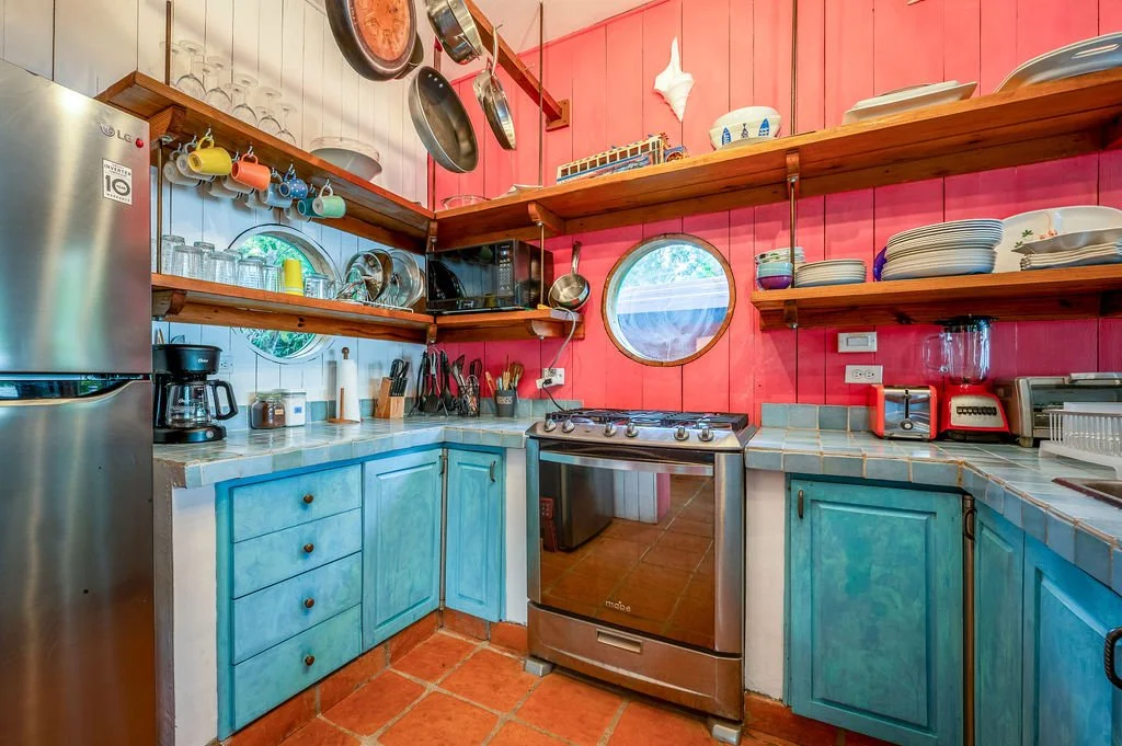 Kitchen.3.jpg