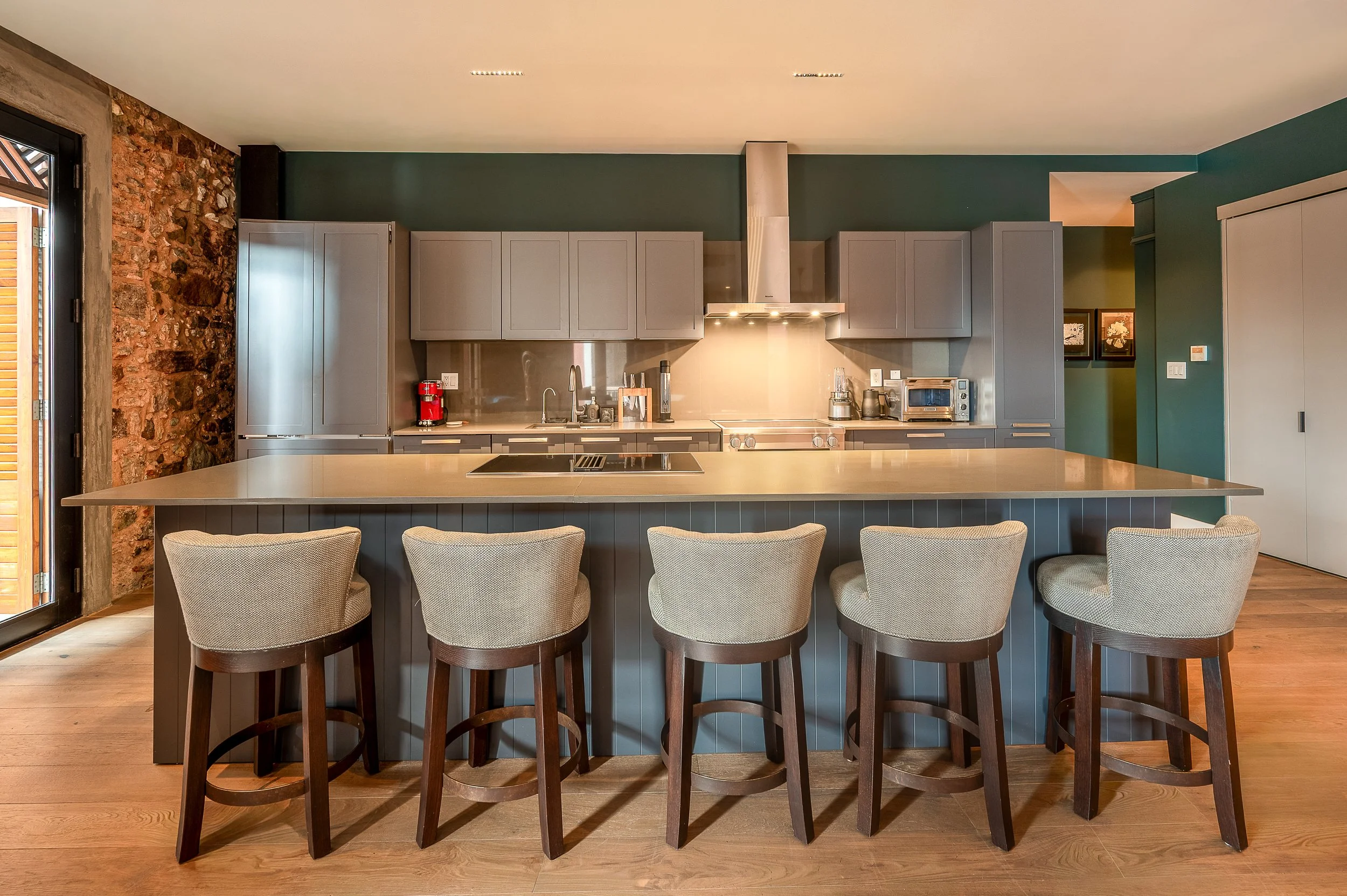 Kitchen.1 (1).jpg