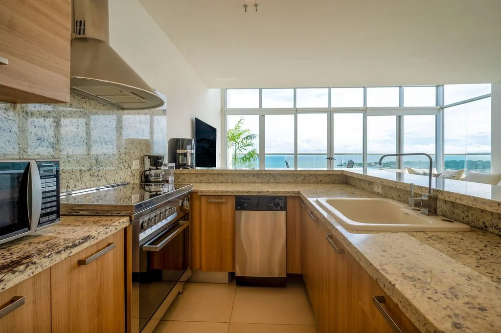 Kitchen.1.jpg