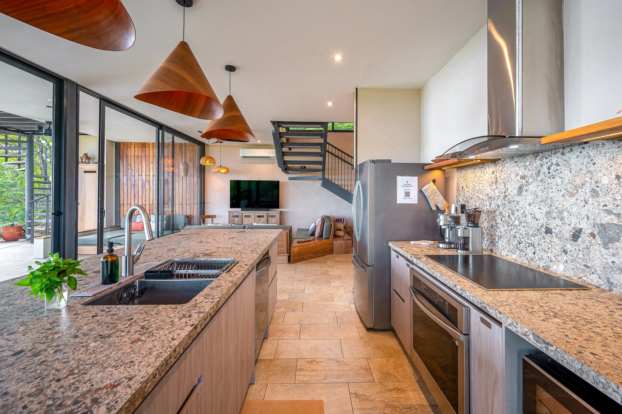 Kitchen.3.jpg