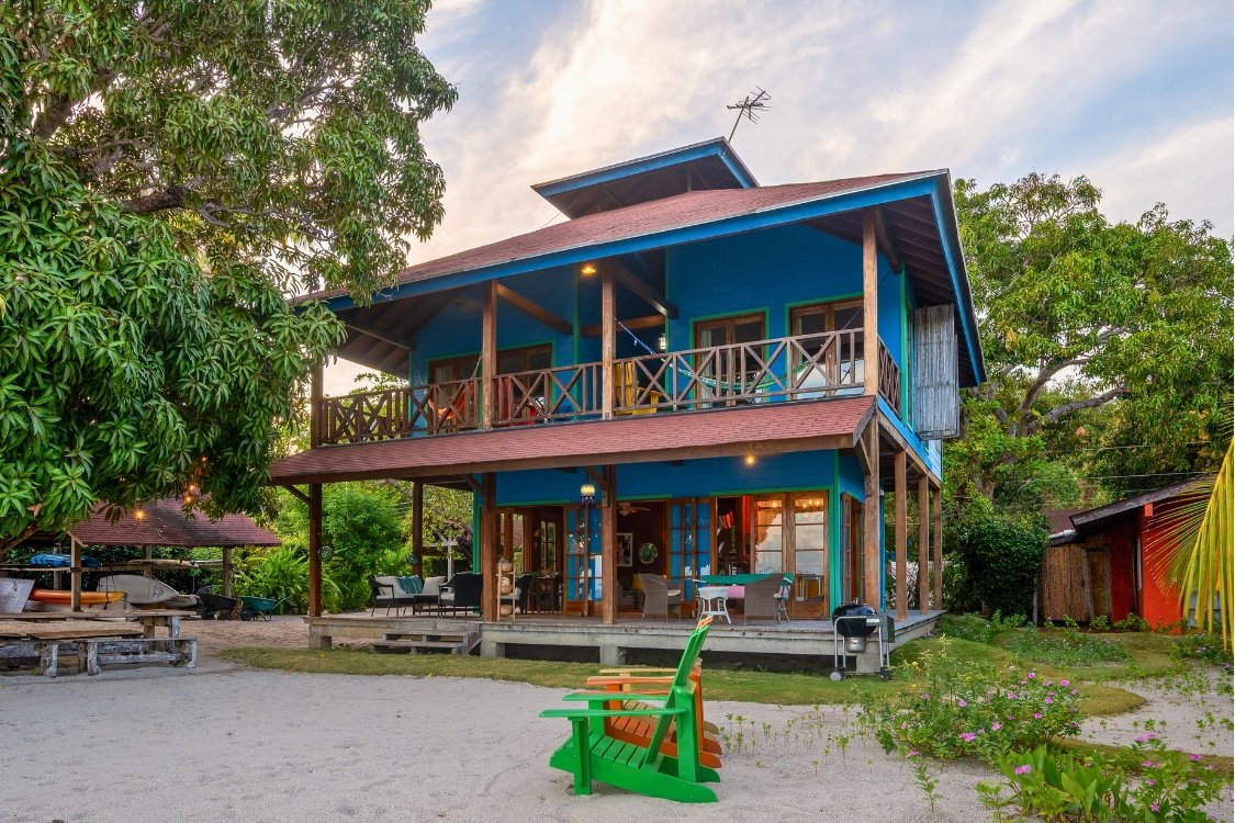 Farallon - Villa Blue Mango