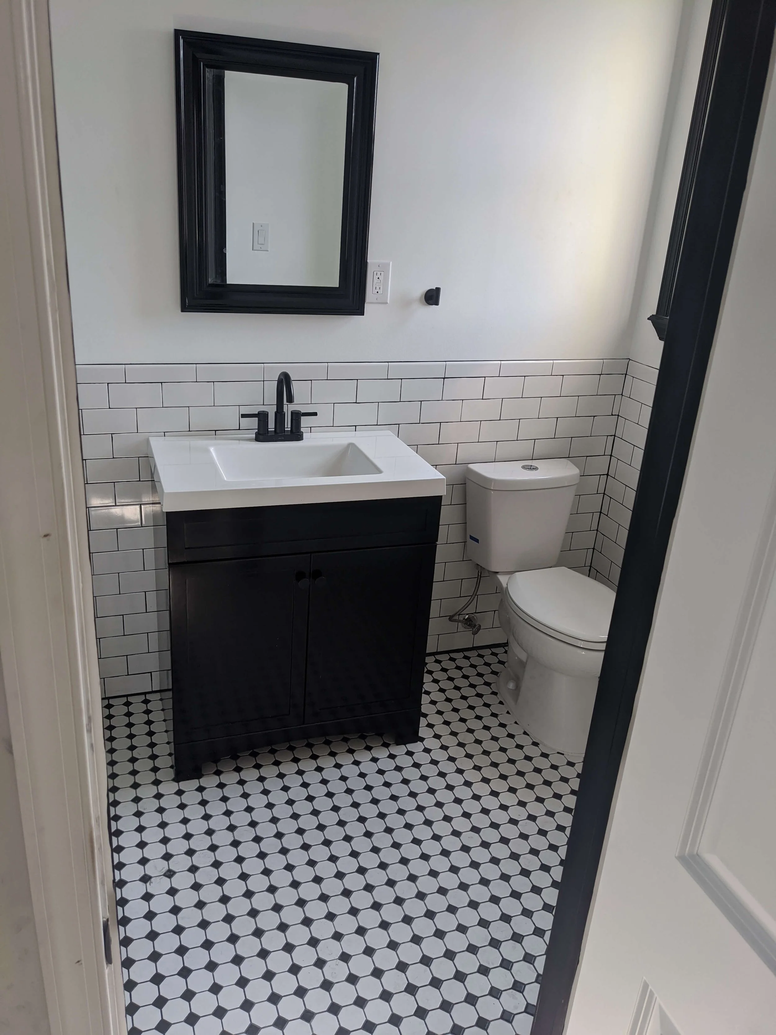 vanity-mirror-bathroom.jpg
