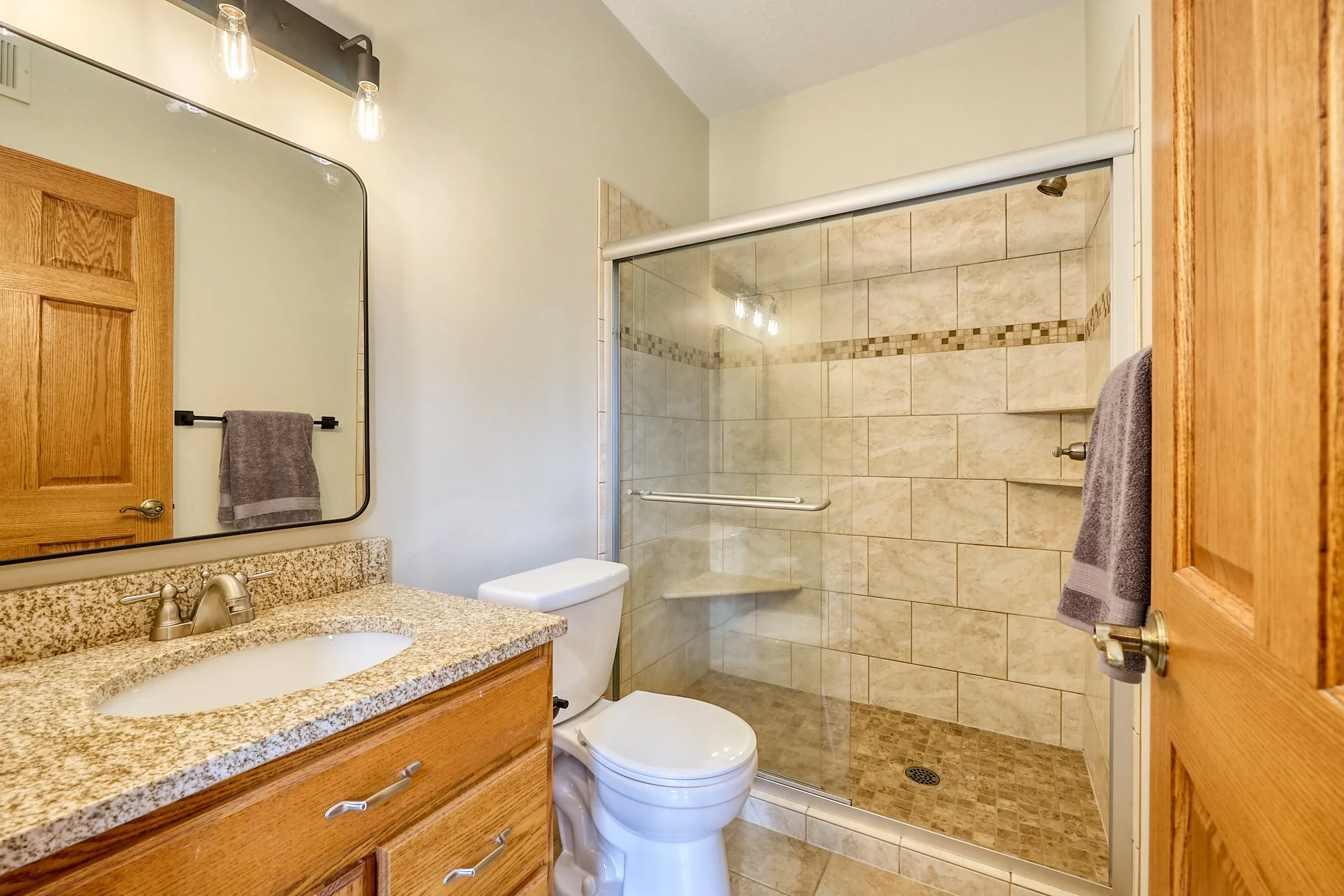 Junior Suite Bathroom