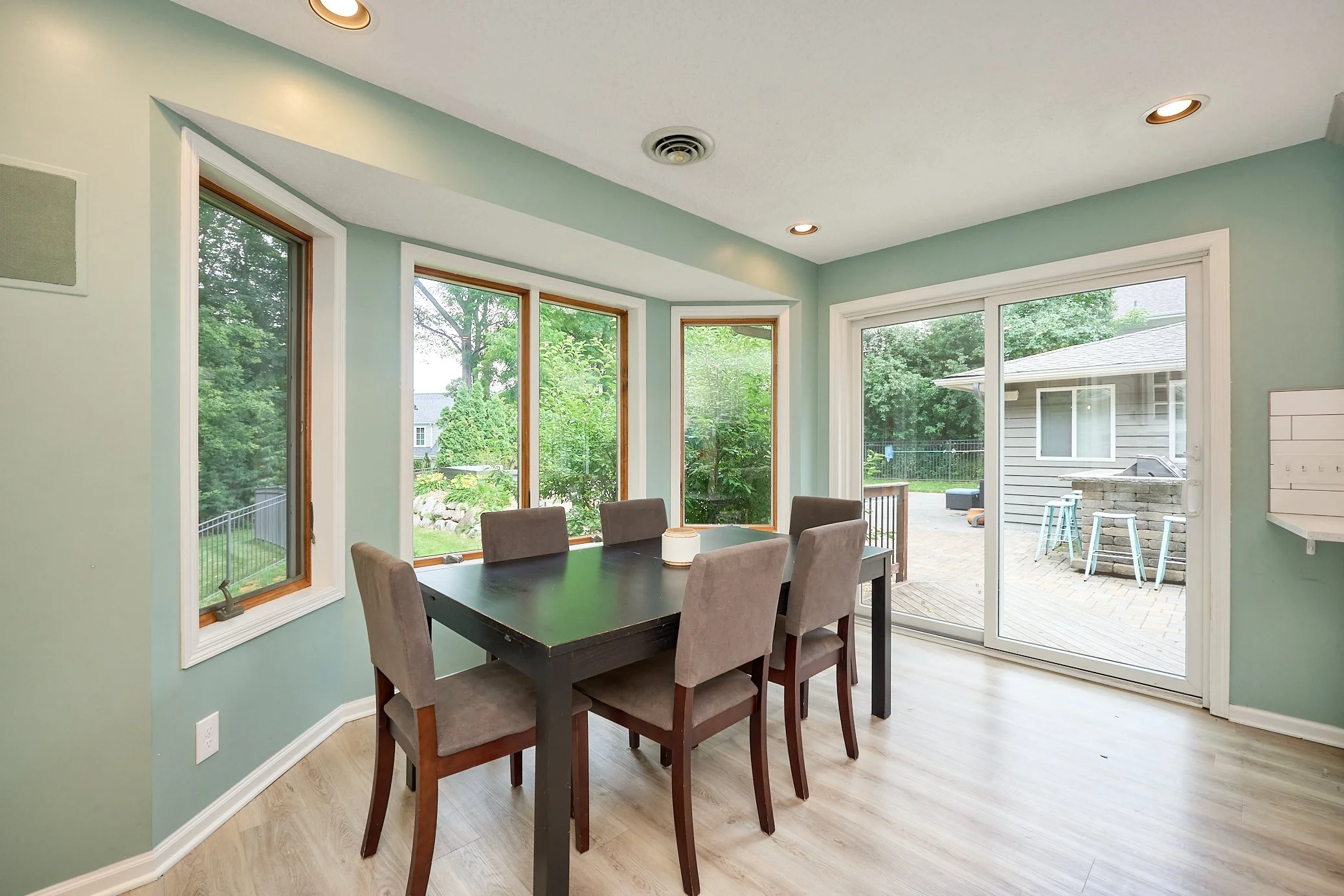 Informal Dining