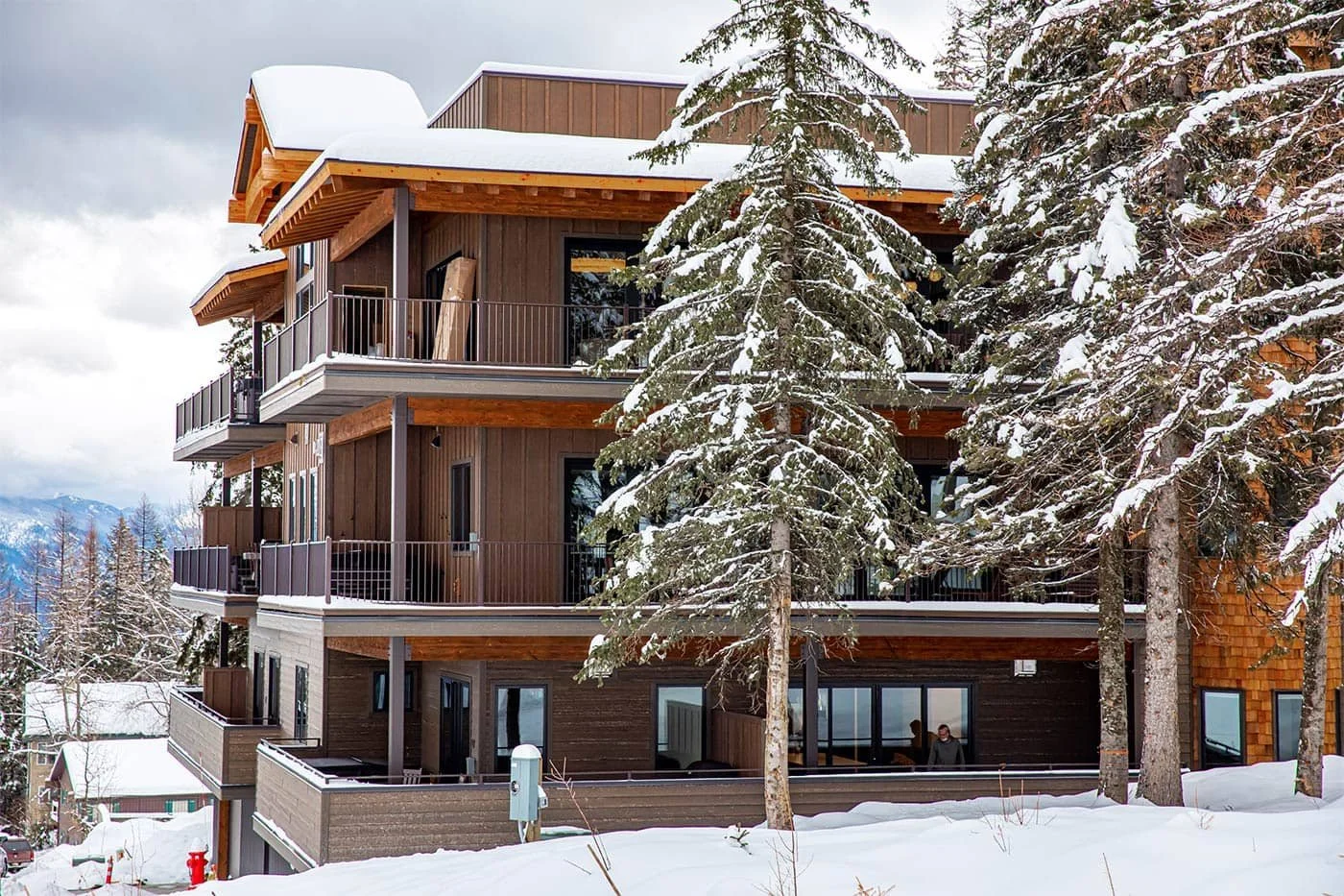 chalets-exterior-3-cc.jpg