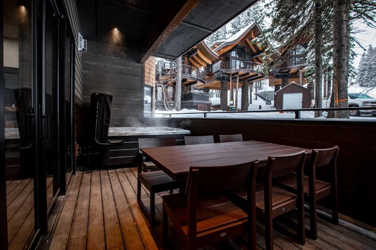 patio-1O0A0352-1200x801.jpg