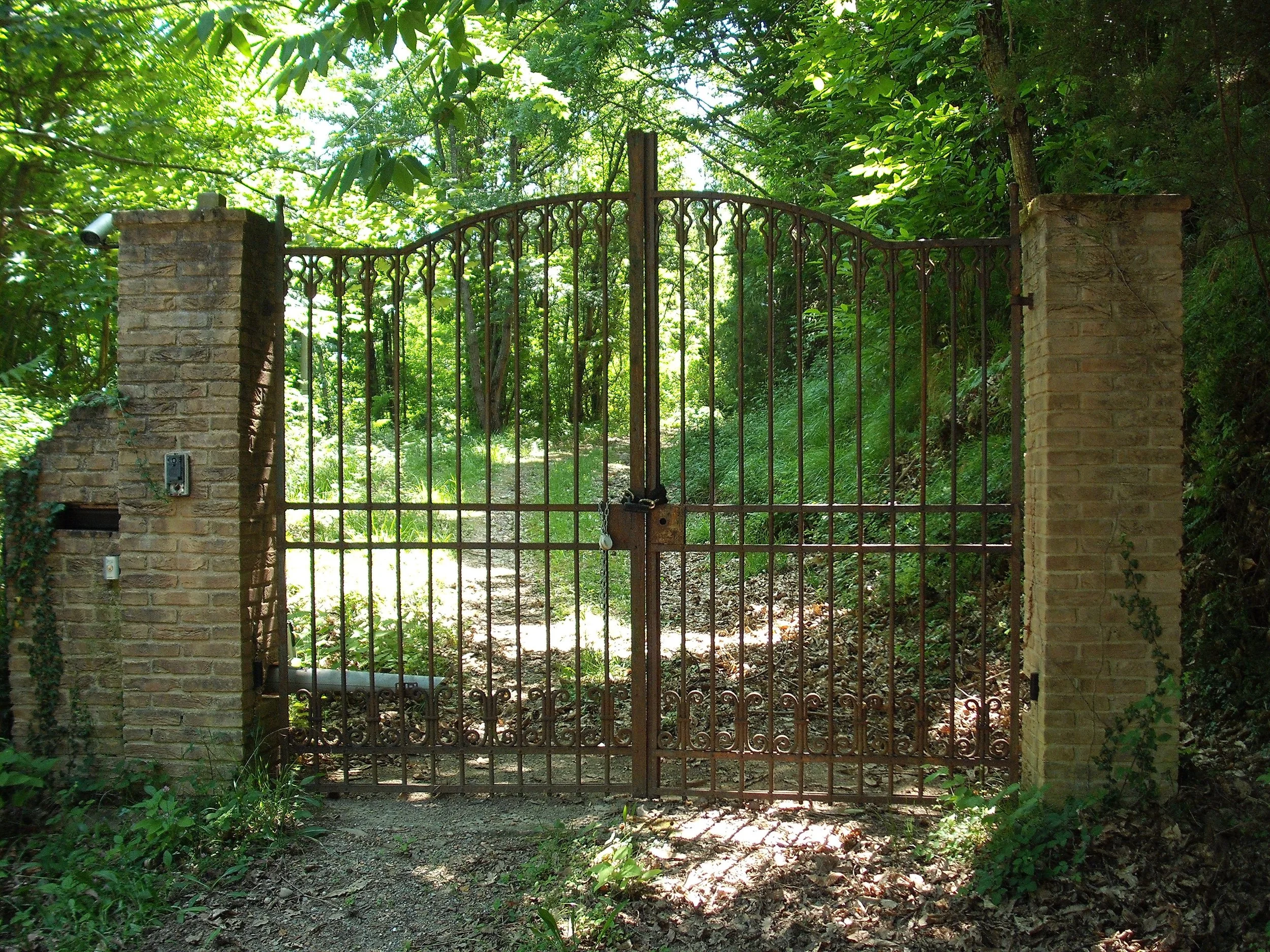 The most perfect gate