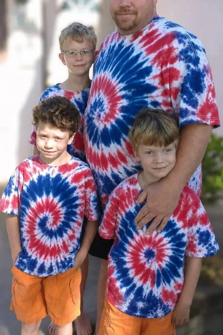 red%252C%2Bwhite%2Band%2Bblue%2Bfamily%2Btie%2Bdye.jpg