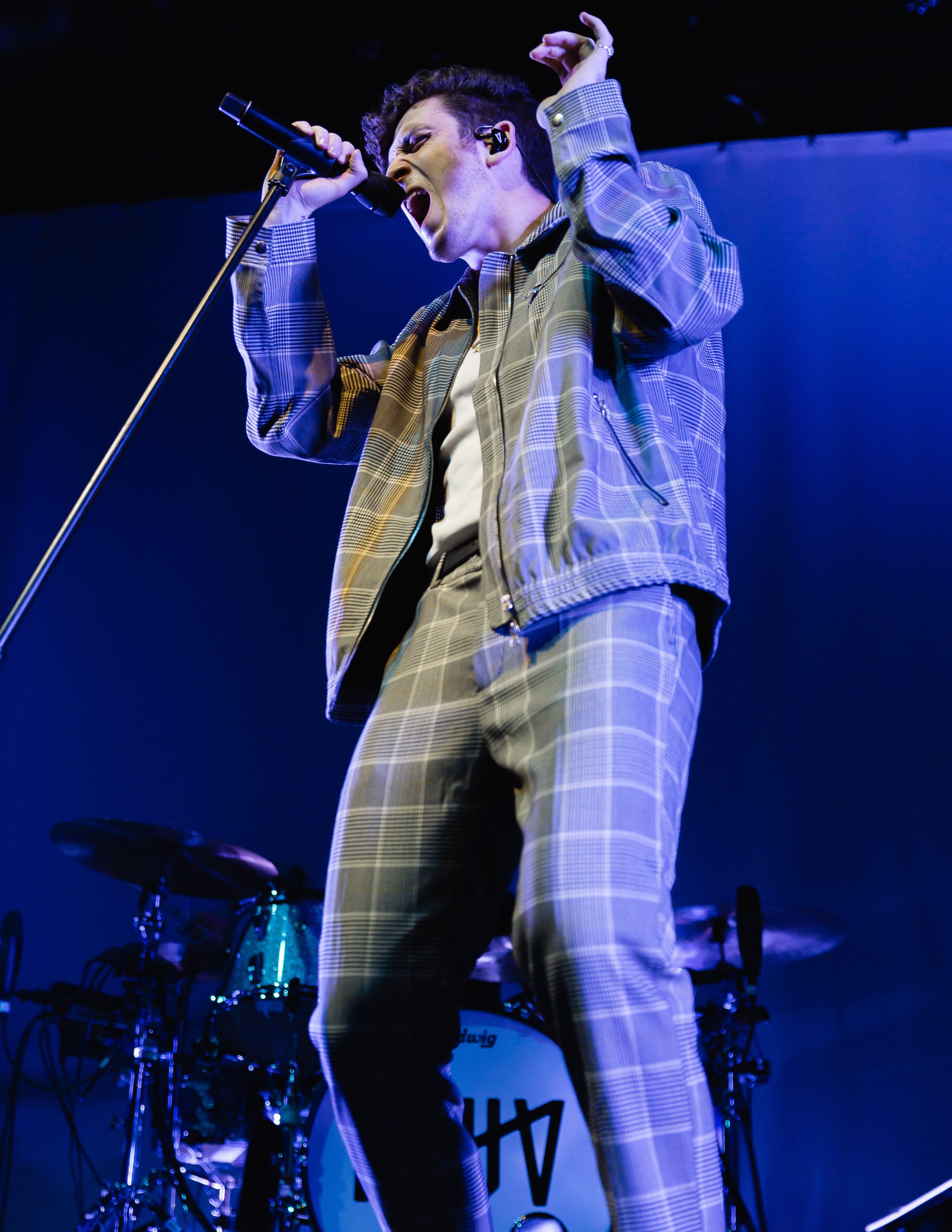 Lauv, lauvsongs, lauv music, photographed by donovan cole orange kat energy at the mercury ballroom in louisville, kentucky. concert photograhy. Lauv live