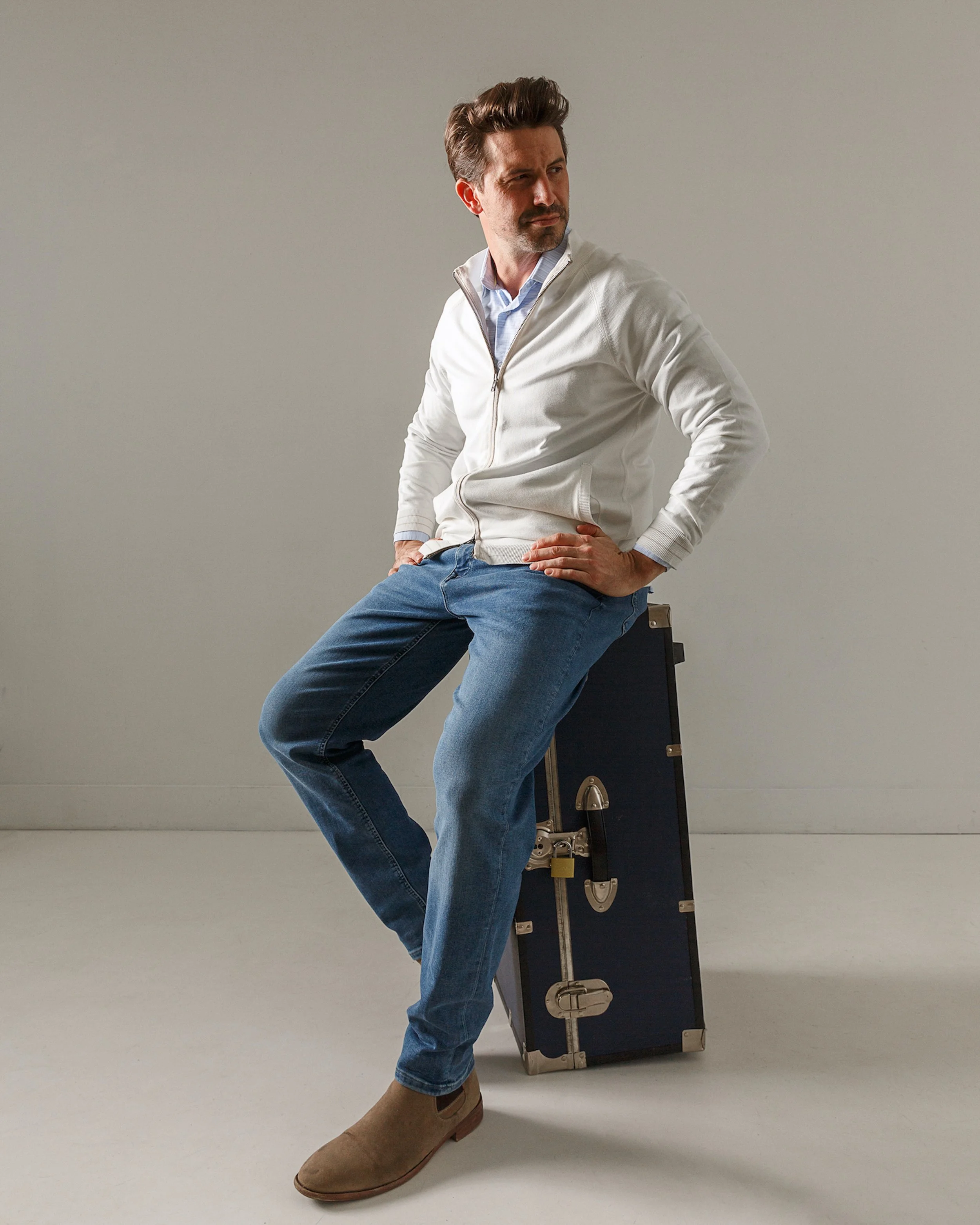 commercial photography for garnet clothiers clothing brand by donovan cole orange kat energy