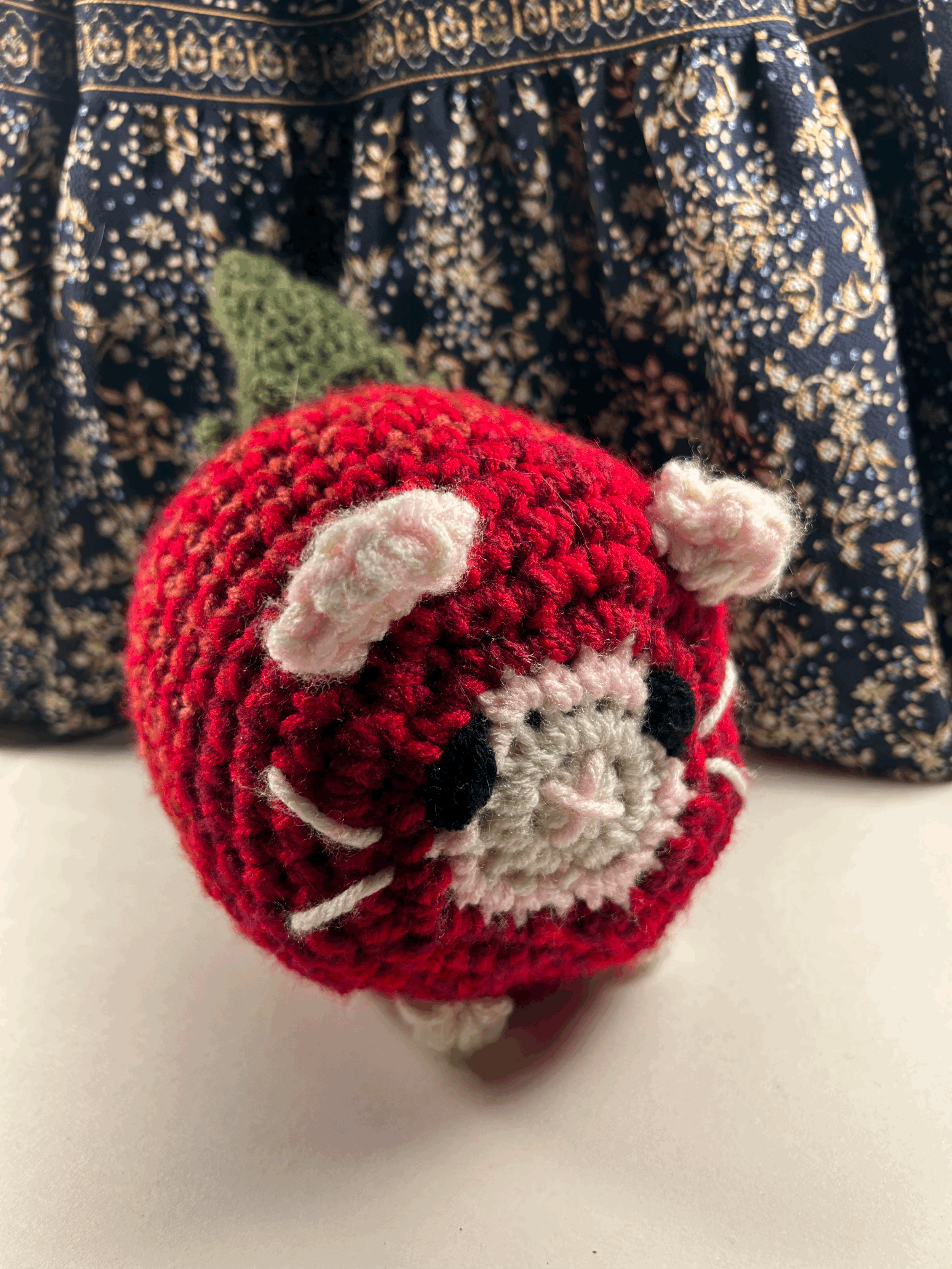 Strawberry Loaf Cat