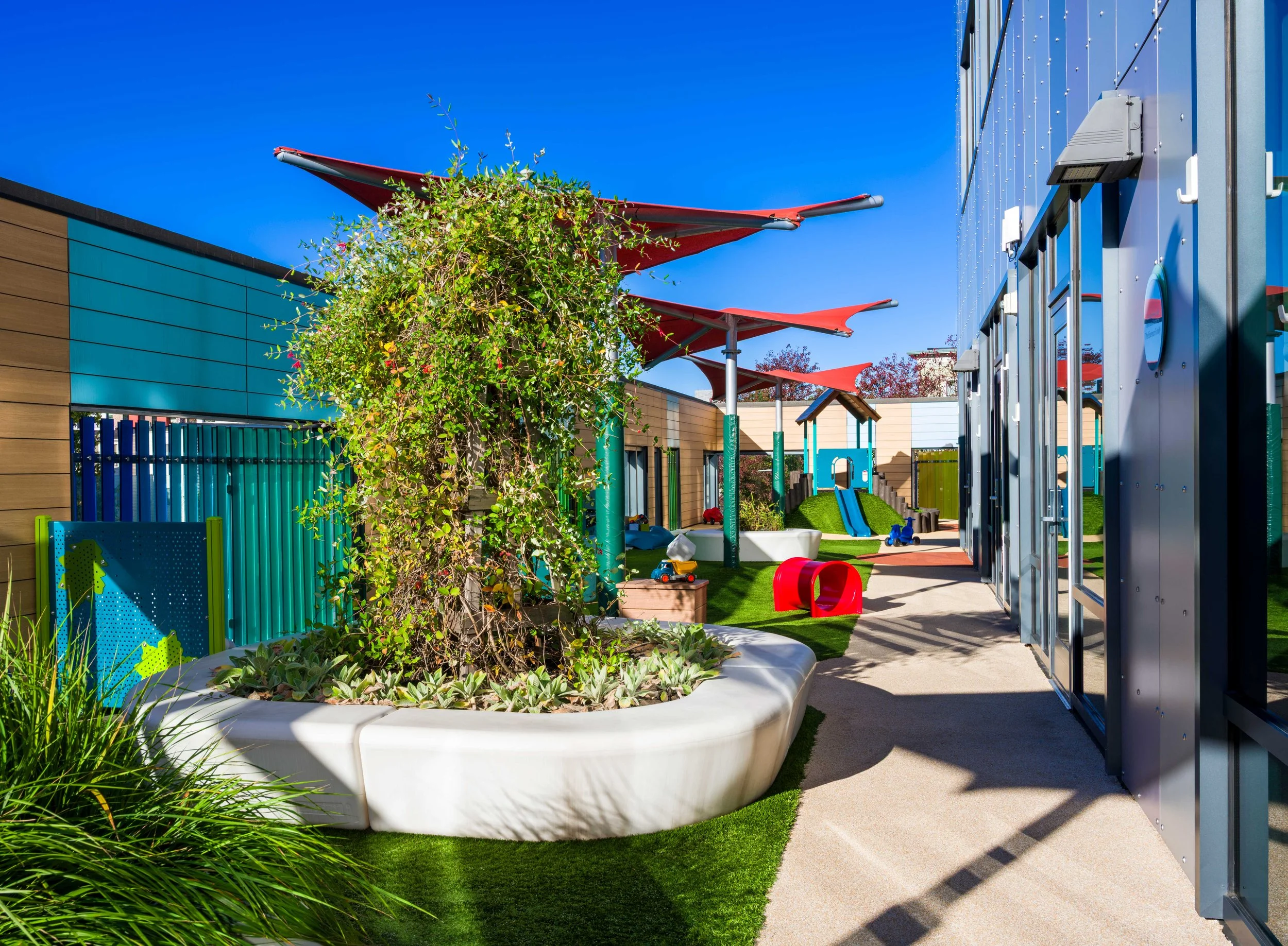 Horizons for Homeless Children Edgerley Family Horizons Center Rooftop Playscape