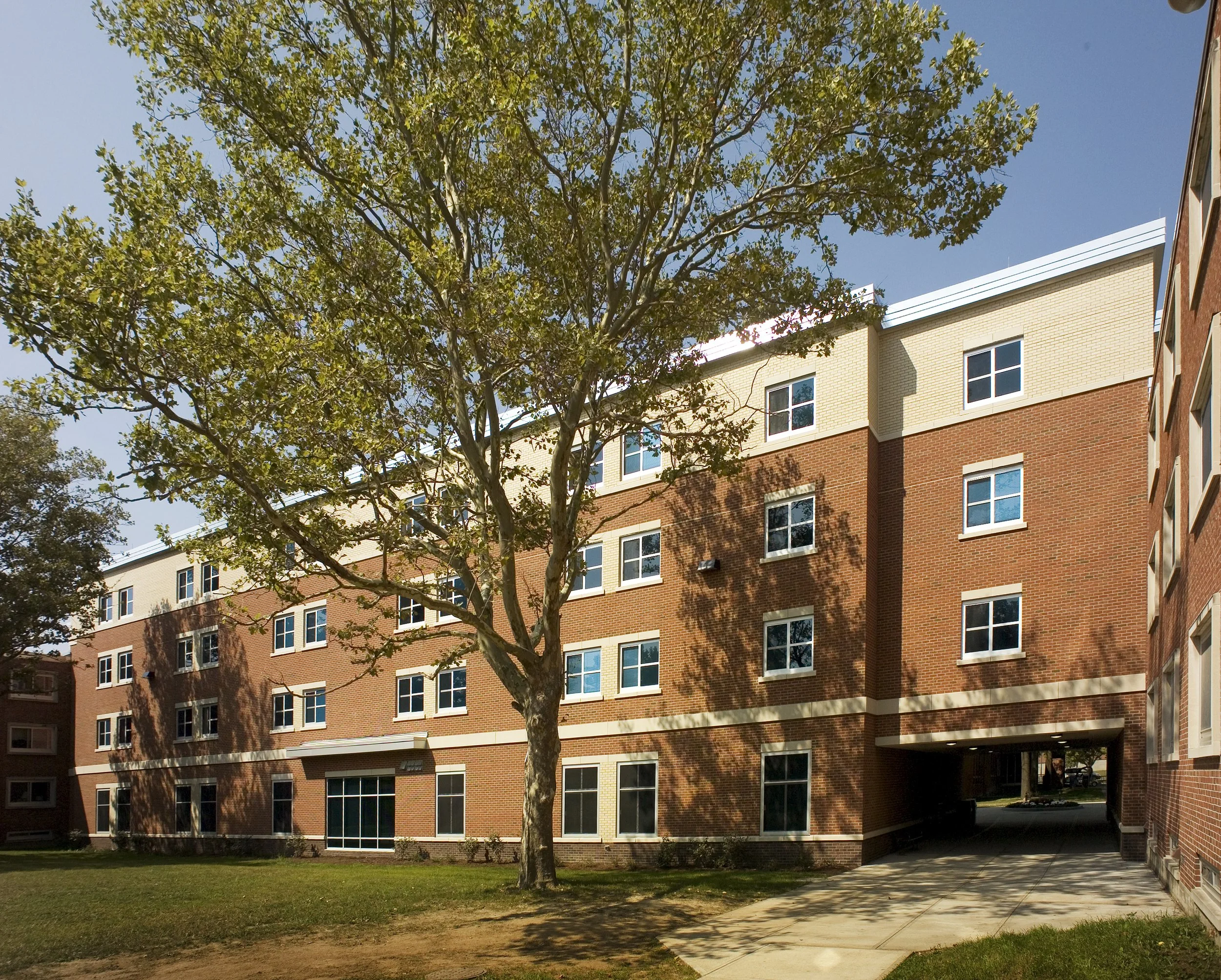 Side View Ext 2.JPG