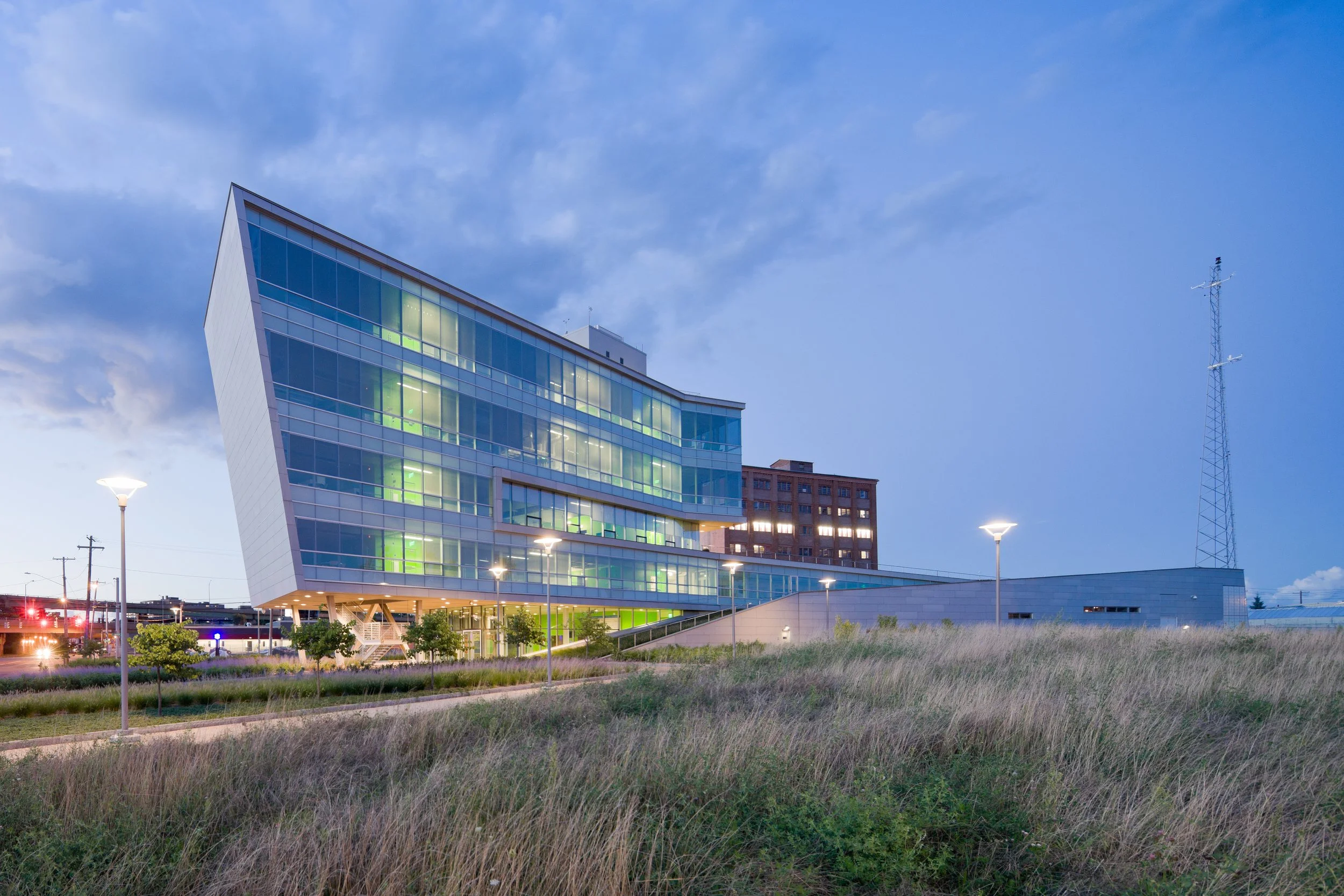 Syracuse COE TMA 9926.jpg