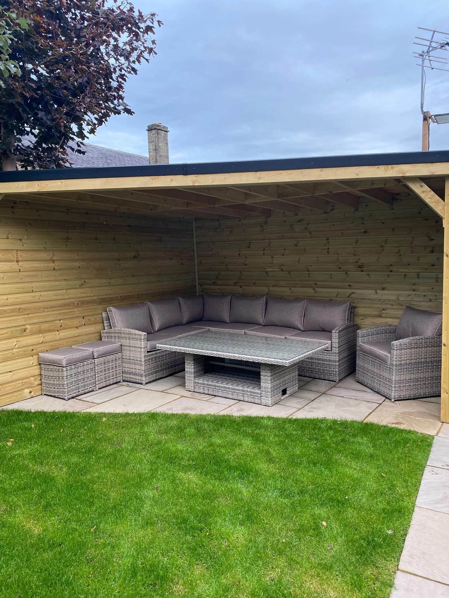 Custom built garden room in Chinley, Derbyshire
