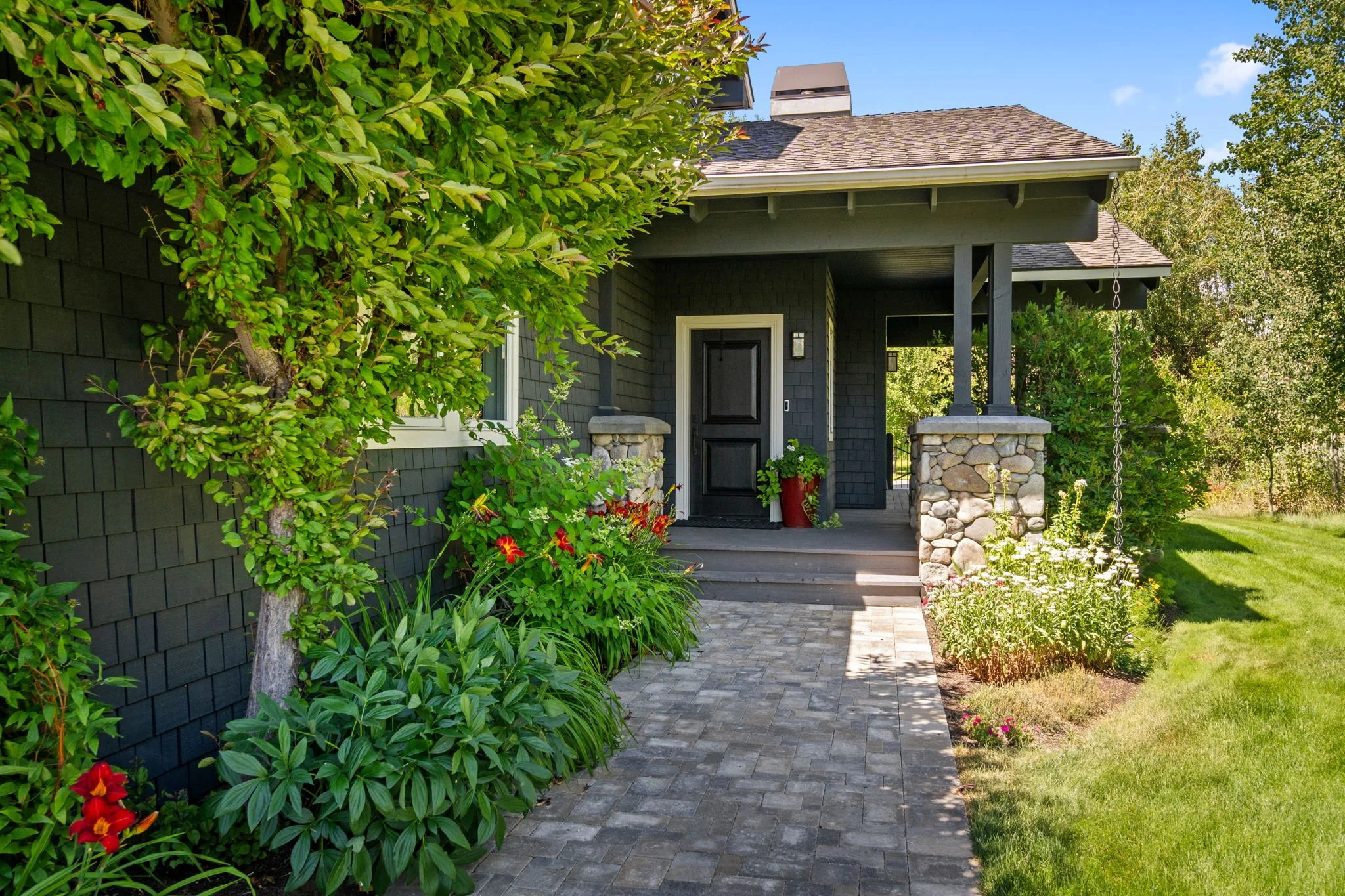 21-web-or-mls-DSC09347.jpg
