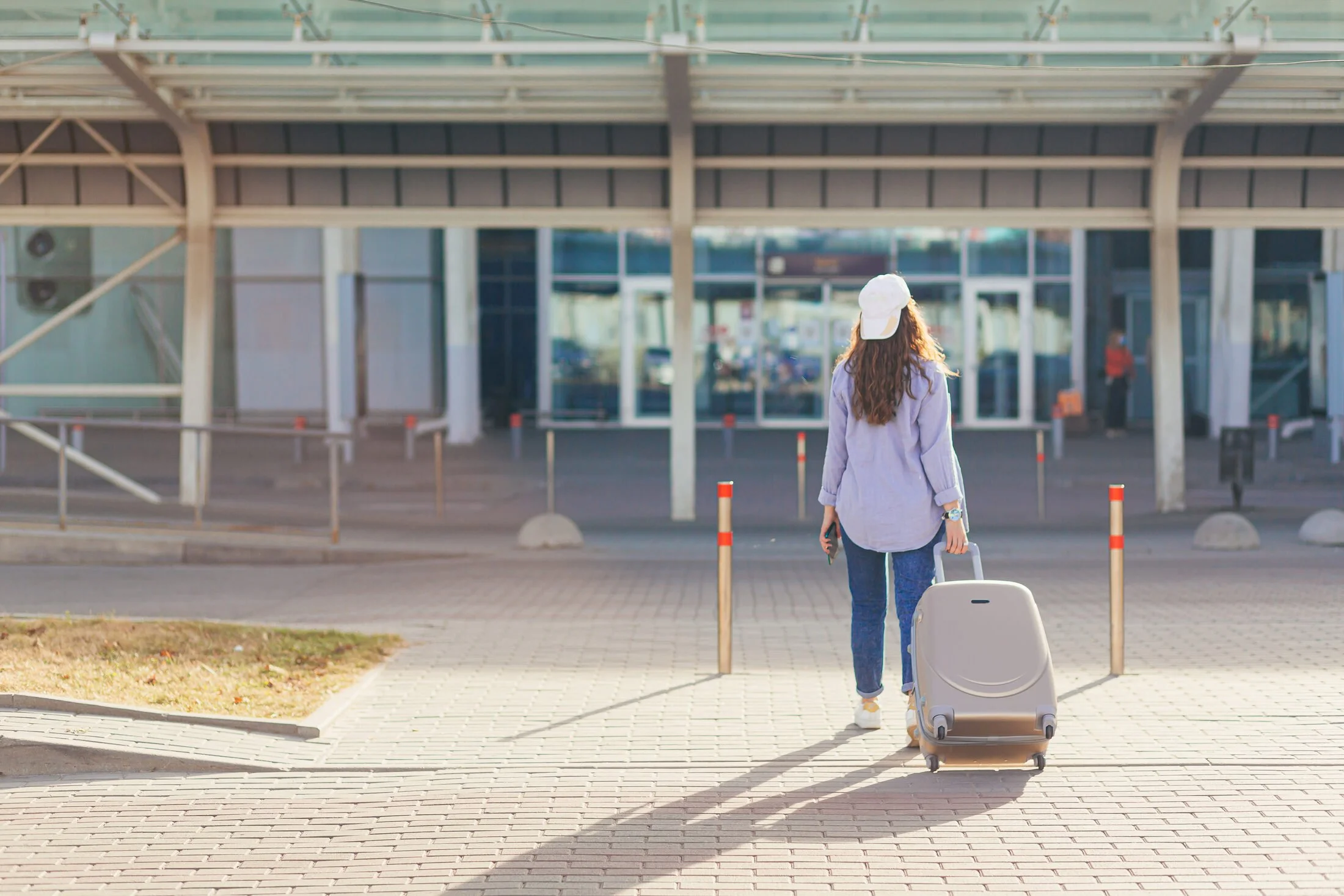 Coming Home — Free to Roam cross-border tax and residency guide