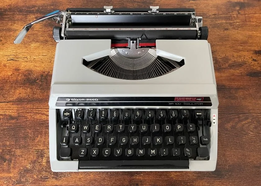 The writing sanctuary and the typewriter poet