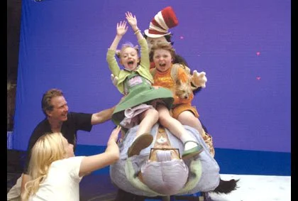  “CAT IN THE HAT” - JACK & DAKOTA FANNING, SPENSER BRESLIN, MIKE MYERS