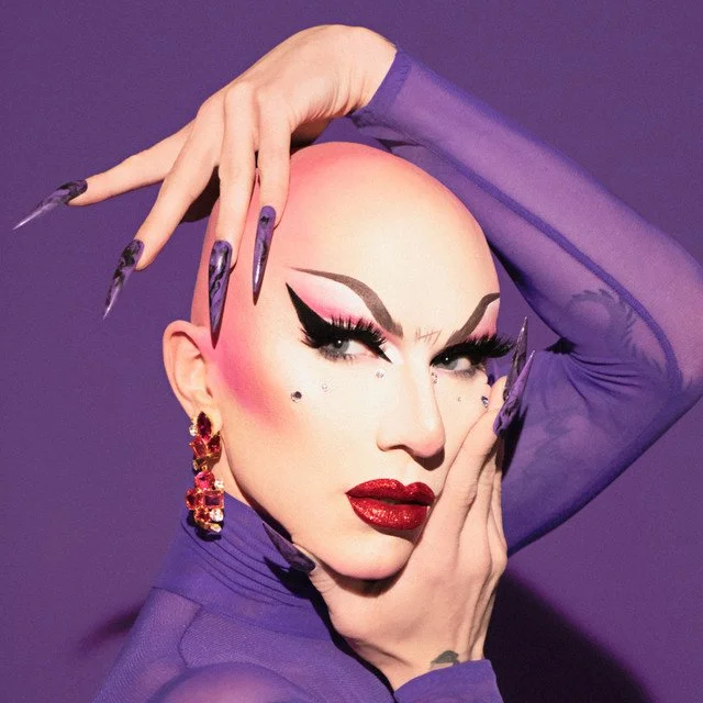 SASHA VELOUR