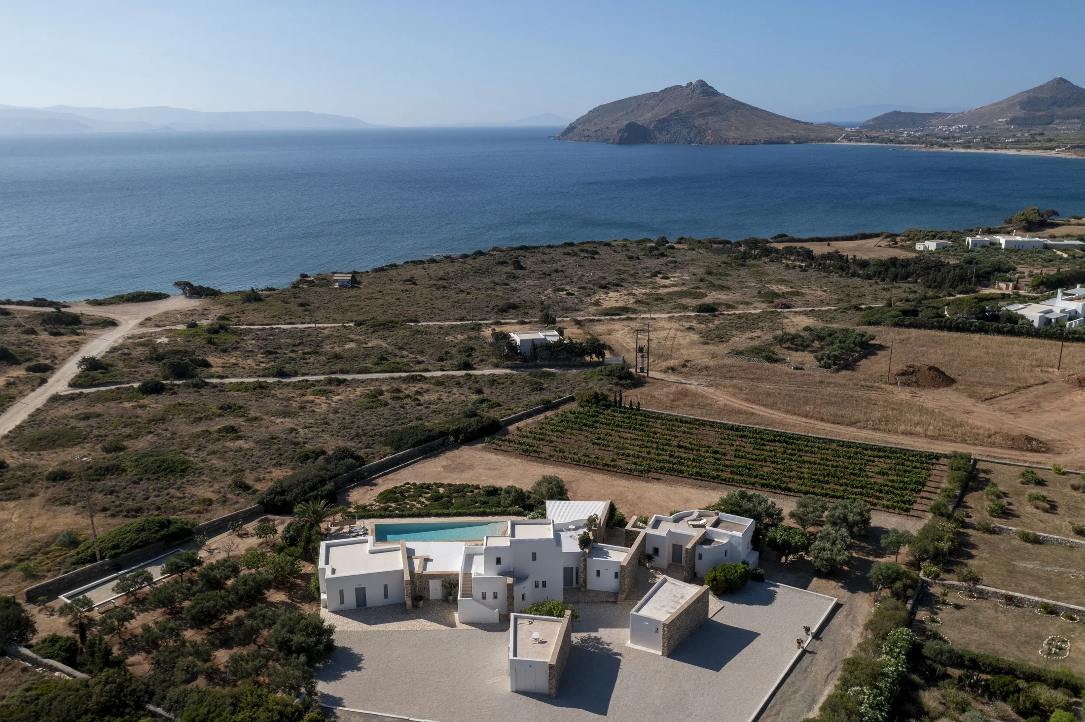 villa-kavouraki-paros-drone-sea-view-06.webp