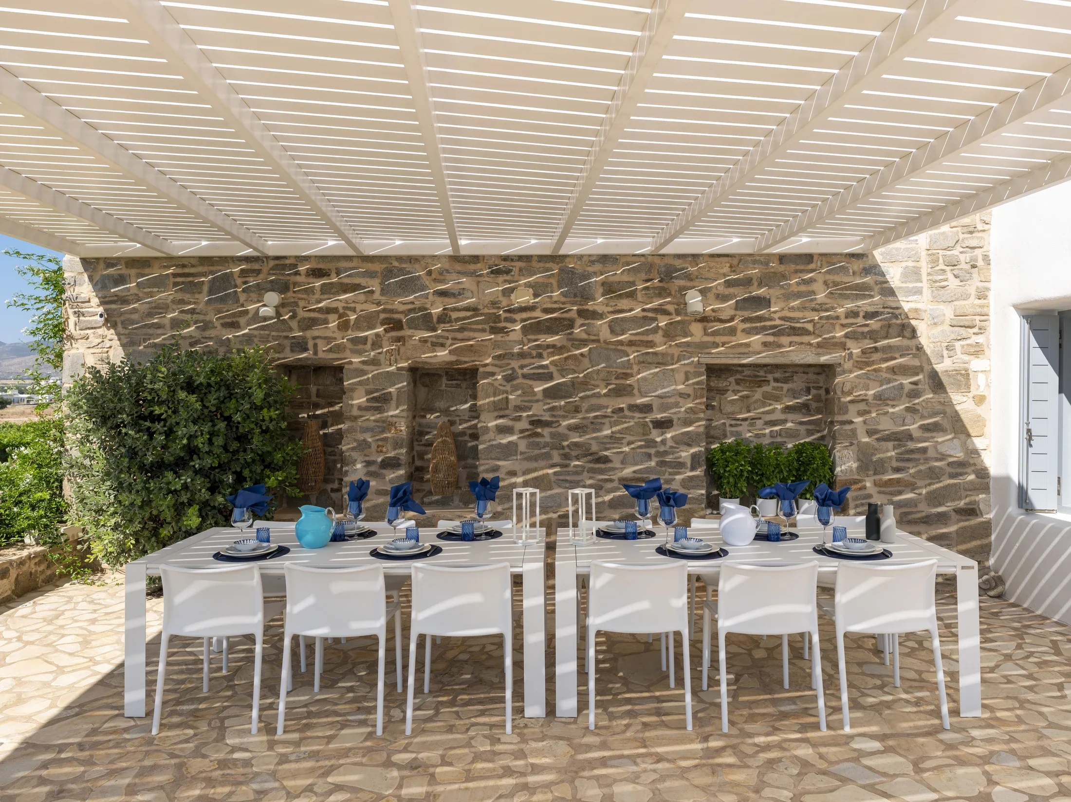 villa-kavouraki-paros-terrace-08.webp