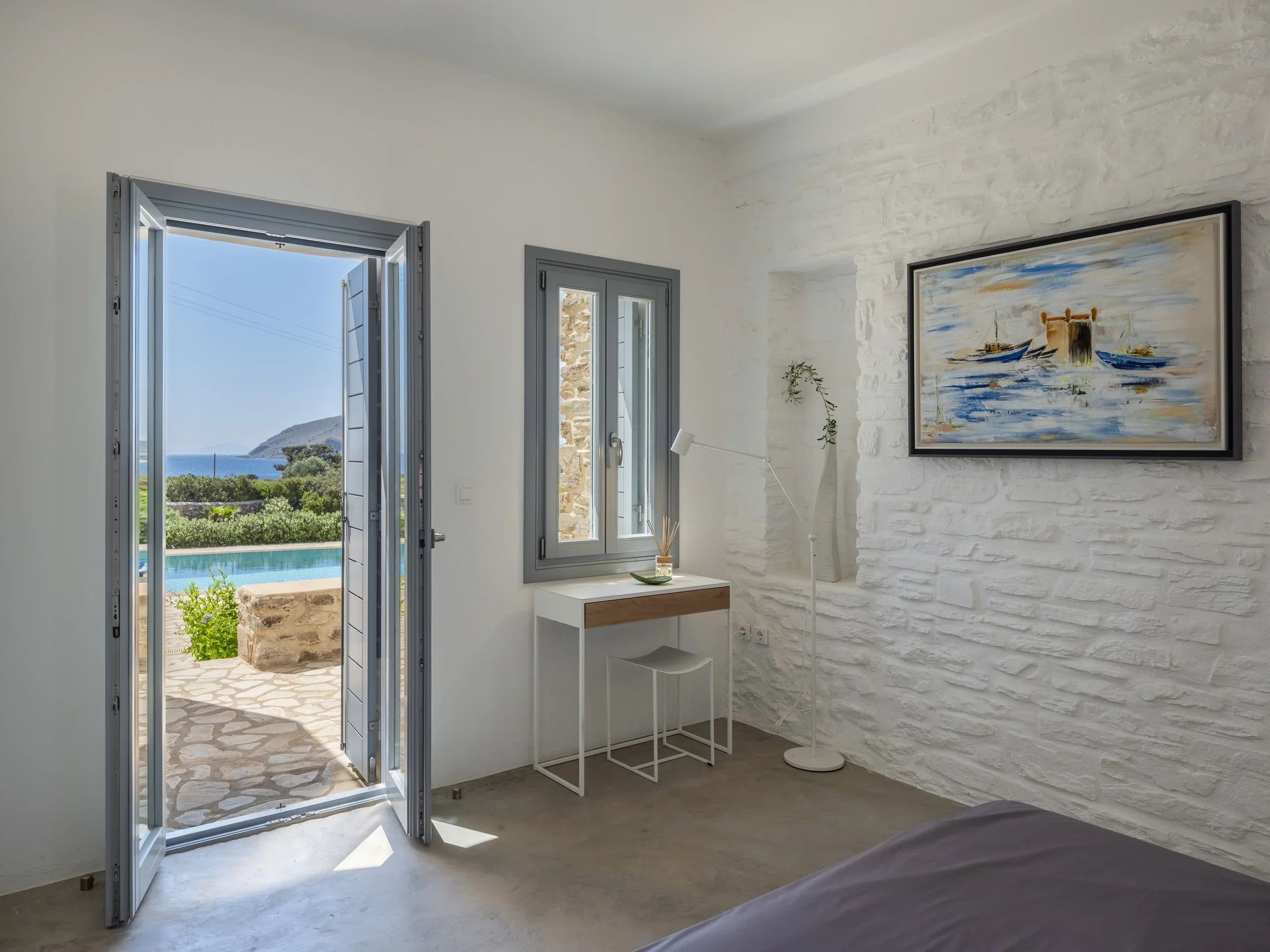 villa-kavouraki-paros-bedroom-21 chambre 2.webp