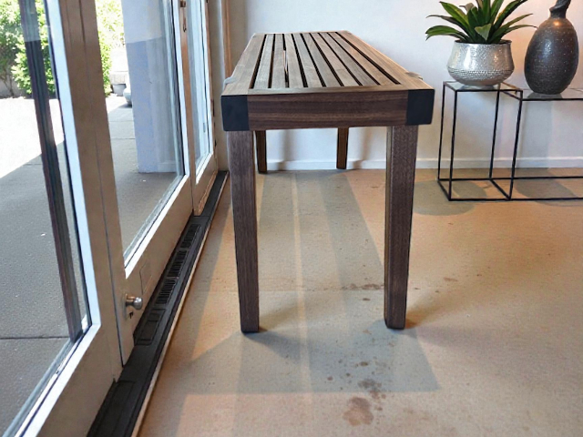 Bench_04.png