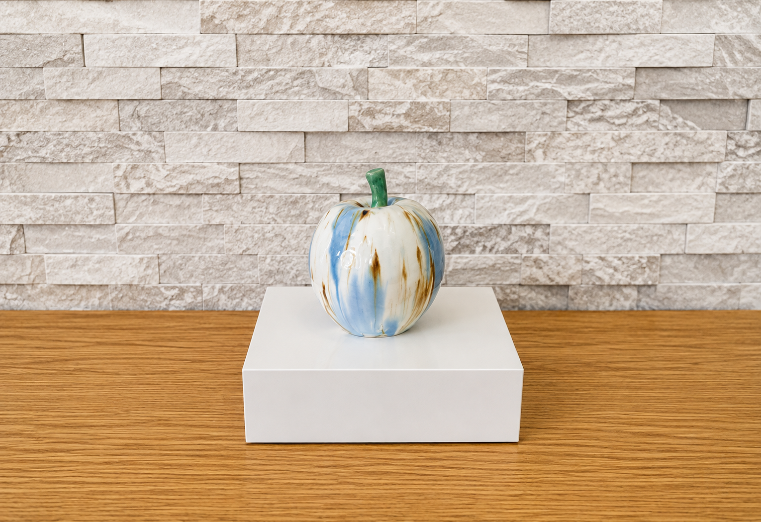 Bluebell Ceramic Apple
